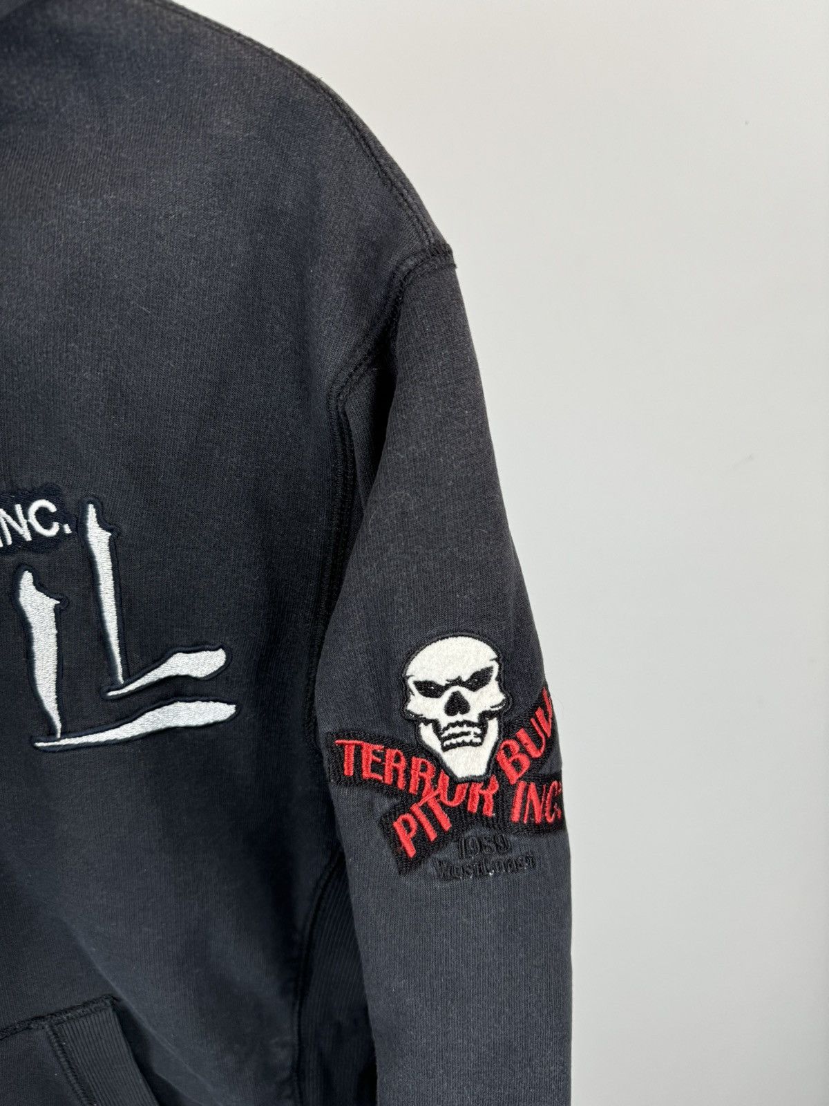 Vintage Pitbull West Coast Terror inc Hoodie Size US L / EU 52-54 / 3 - 5 Thumbnail