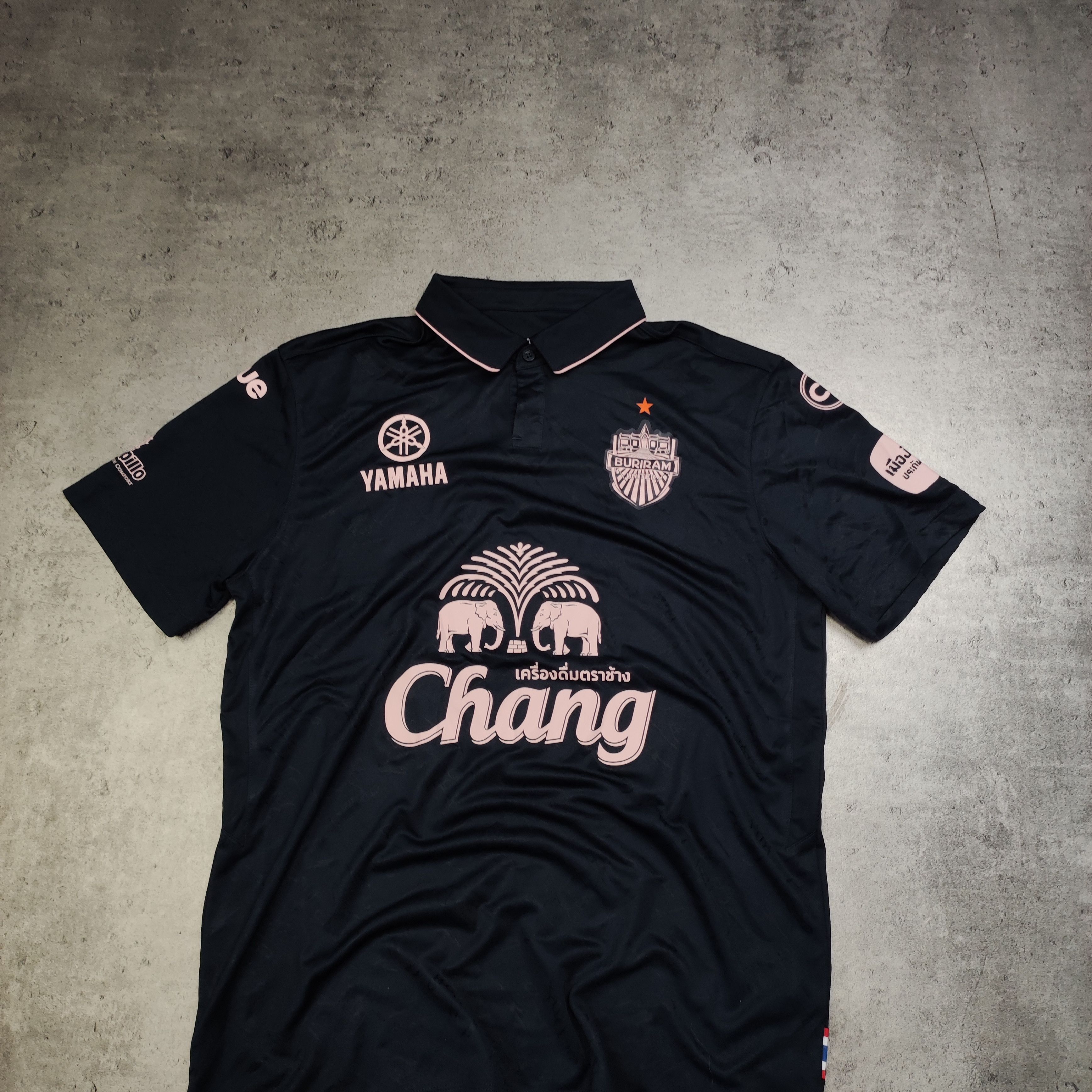 Vintage RARE Football Thailand Buriram United 2024 Home Jersey Size US L / EU 52-54 / 3 - 2 Thumbnail