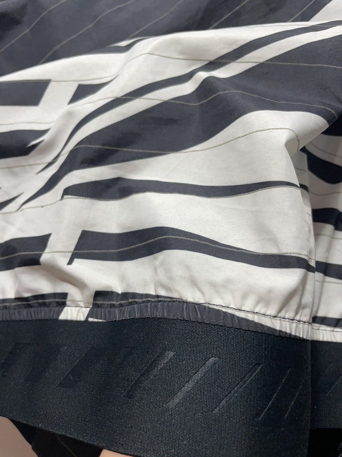 Oakley Oakley Reflective Stripes Light Jacket Size US M / EU 48-50 / 2 - 13 Thumbnail