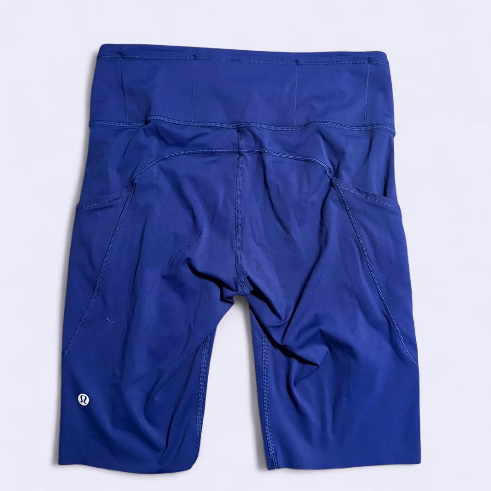 Lululemon Lululemon Bike Shorts Size 30" / US 8 / IT 44 - 1 Thumbnail