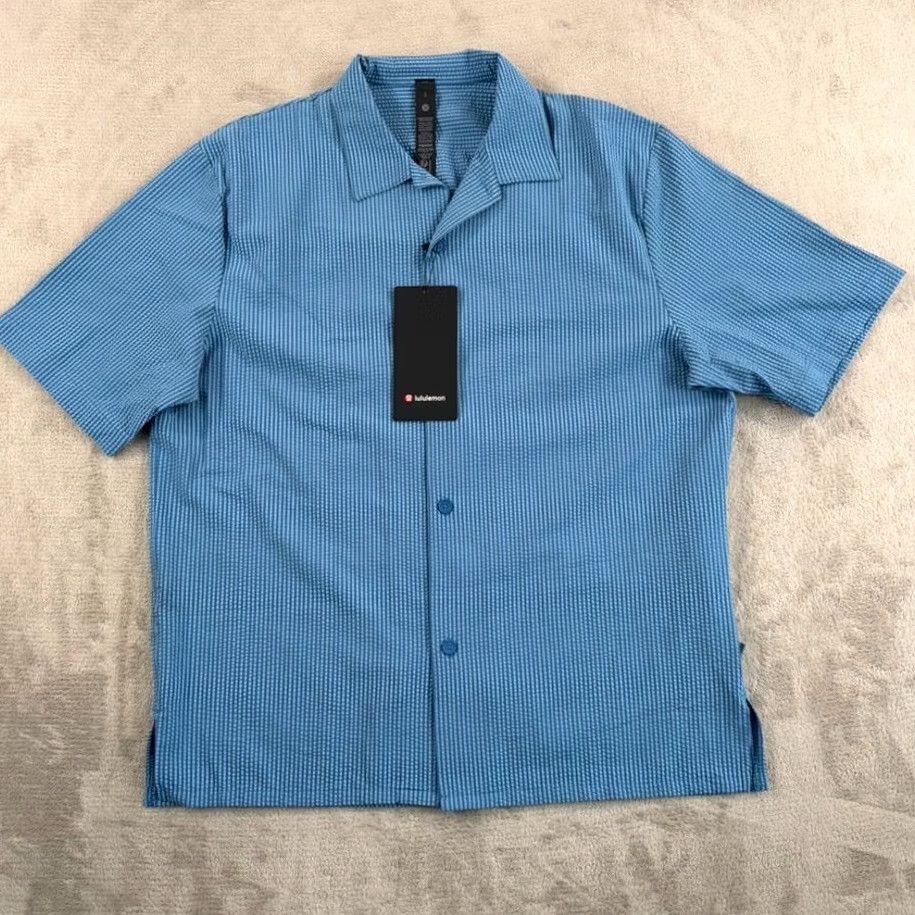 Lululemon LuluLemon Textured Camp Collar Shirt Blue Men S UV Protection NWT Casual Button-Up Short Sleeve Shirt Size US S / EU 44-46 / 1 - 3 Thumbnail