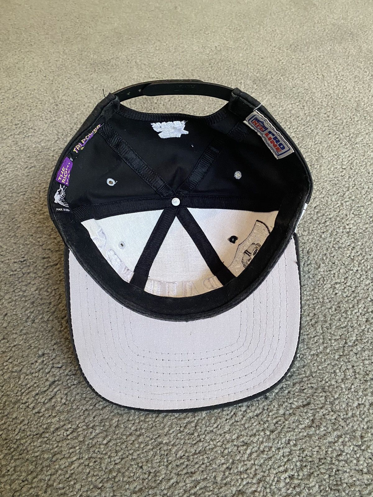 NFL × Starter × Vintage Vintage Oakland Raiders Big Spellout SnapBack Hat Size ONE SIZE - 5 Thumbnail