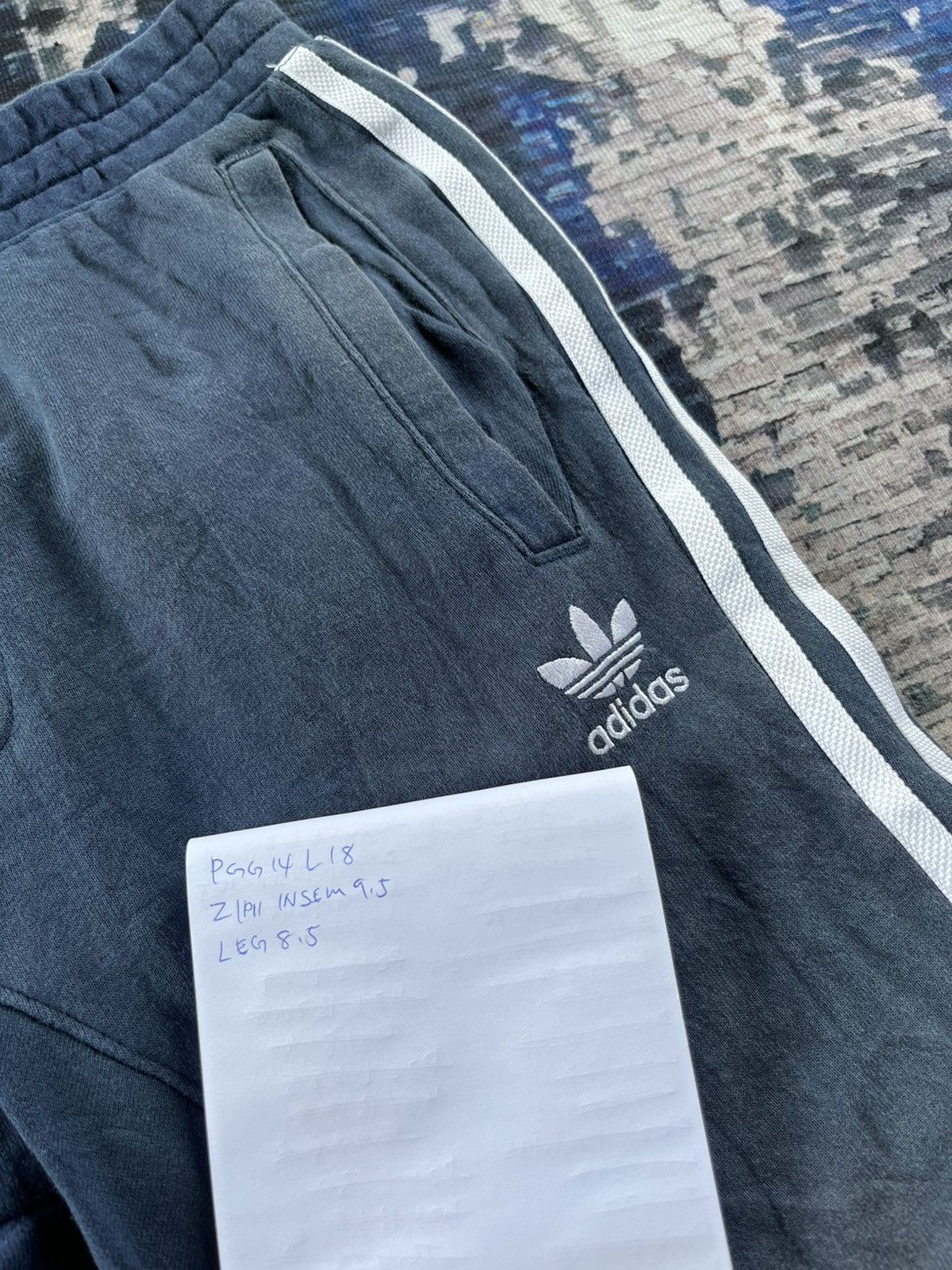 Adidas × Sports Specialties 🔥Adidas Multipocket Shorts Pants Size US 28 / EU 44 - 2 Thumbnail