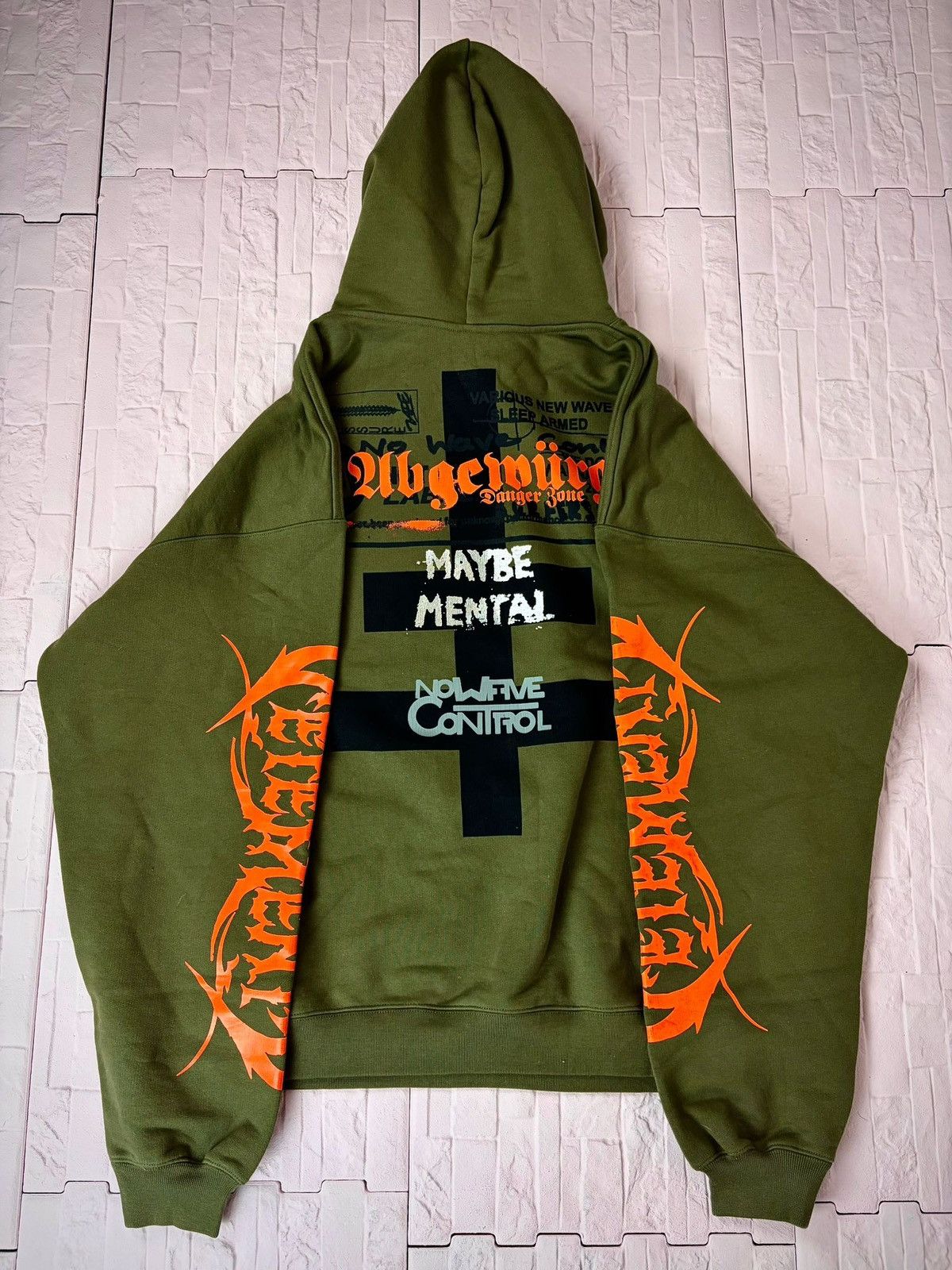 Vetements Vetements "Maybe Mental" Hoodie Size US M / EU 48-50 / 2 - 2 Thumbnail