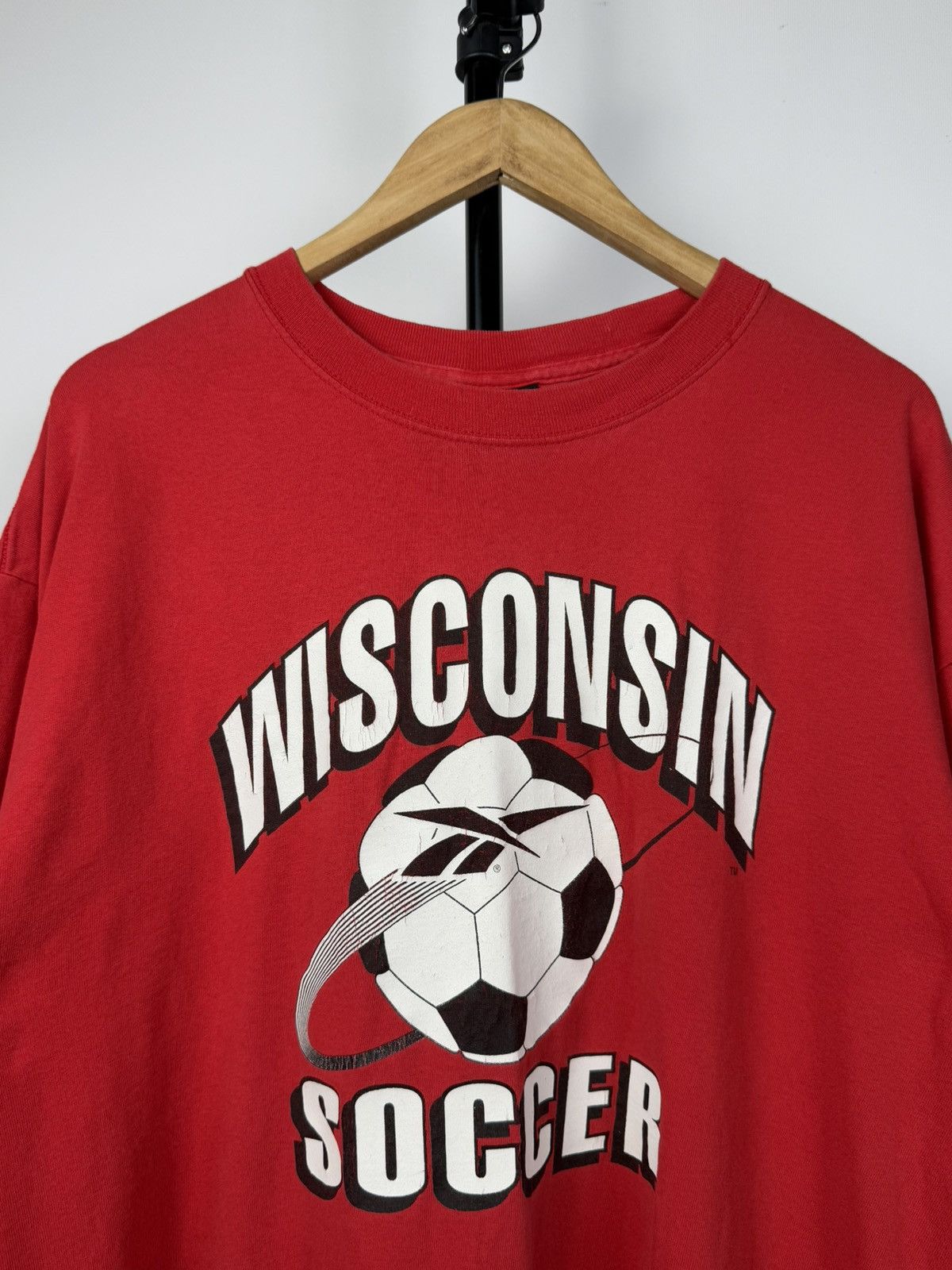 Reebok × Vintage Vintage 90s Wisconsin Soccer USA Graphic Logo Y2K T-shirt Size US XL / EU 56 / 4 - 2 Thumbnail