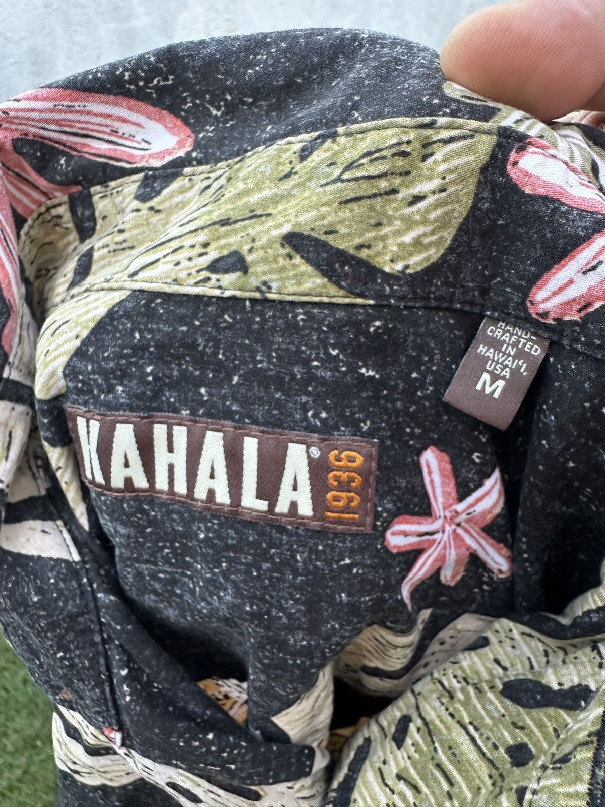 Other PreOwned Kahala Black Hawaiian Print Full Button Men's M Size US M / EU 48-50 / 2 - 4 Thumbnail
