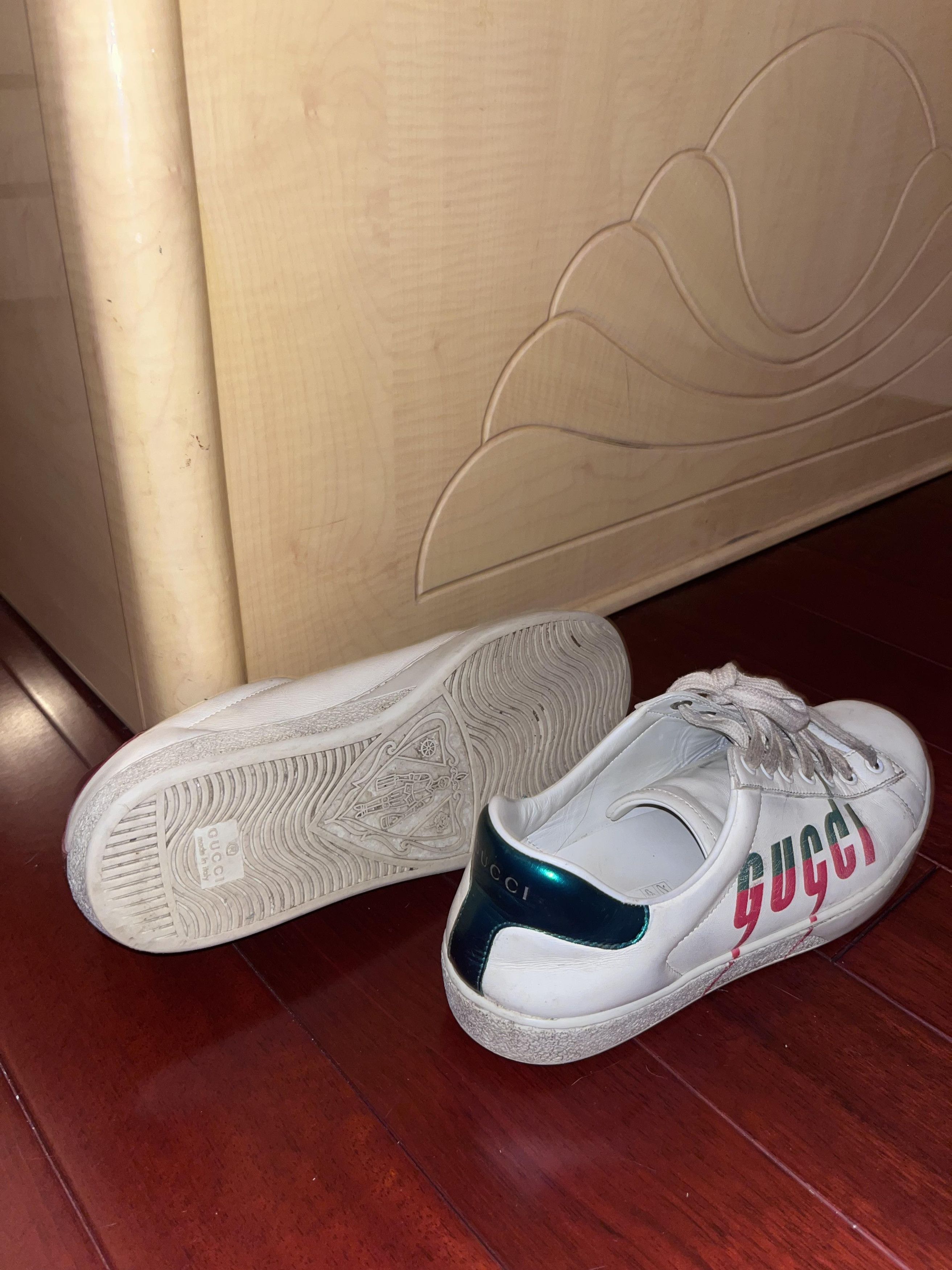 Gucci Gucci Men's Ace Distressed Leather Low-Top Sneaker Size US 8.5 / EU 41-42 - 6 Thumbnail