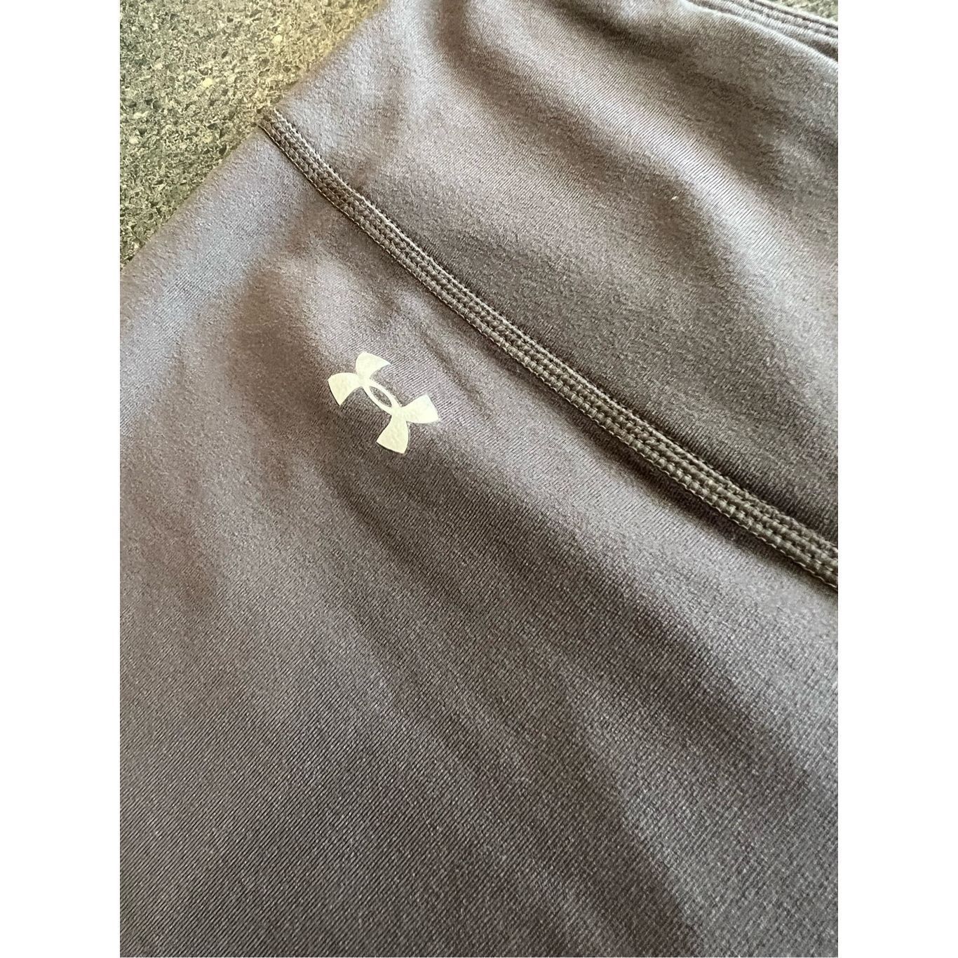 Under Armour UNDER ARMOUR capri athletic Pants size Medium Size 32" / US 10 / IT 46 - 3 Thumbnail