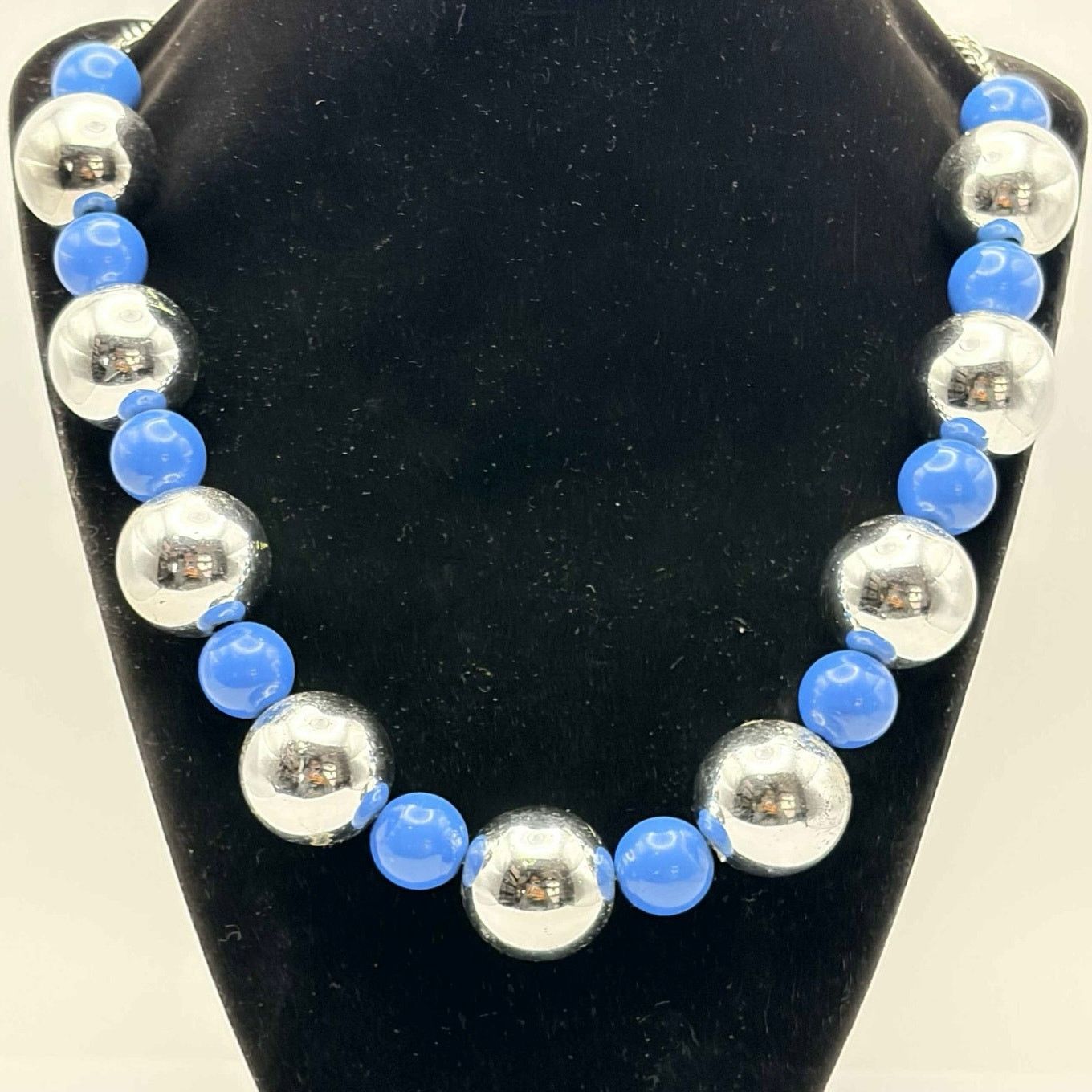 Other Blue & Silver Beaded Necklace Size ONE SIZE - 2 Thumbnail