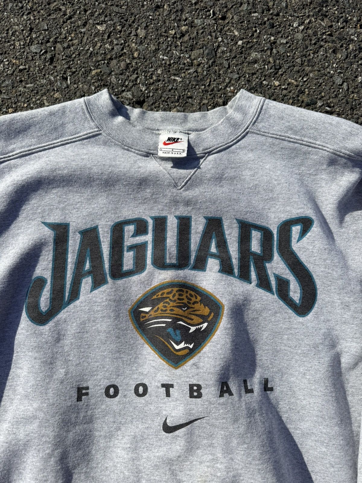Nike Vintage Nike x NFL x Jaguars Crewneck Size US L / EU 52-54 / 3 - 4 Thumbnail