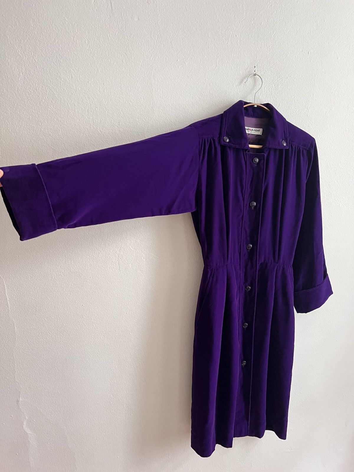 Saint Laurent Paris Saint Laurent Rive Gauche velours button up dress Size S / US 4 / IT 40 - 2 Thumbnail
