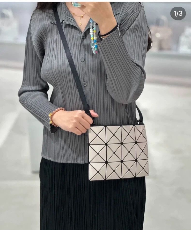 issey miyake size:4 Grey shirt