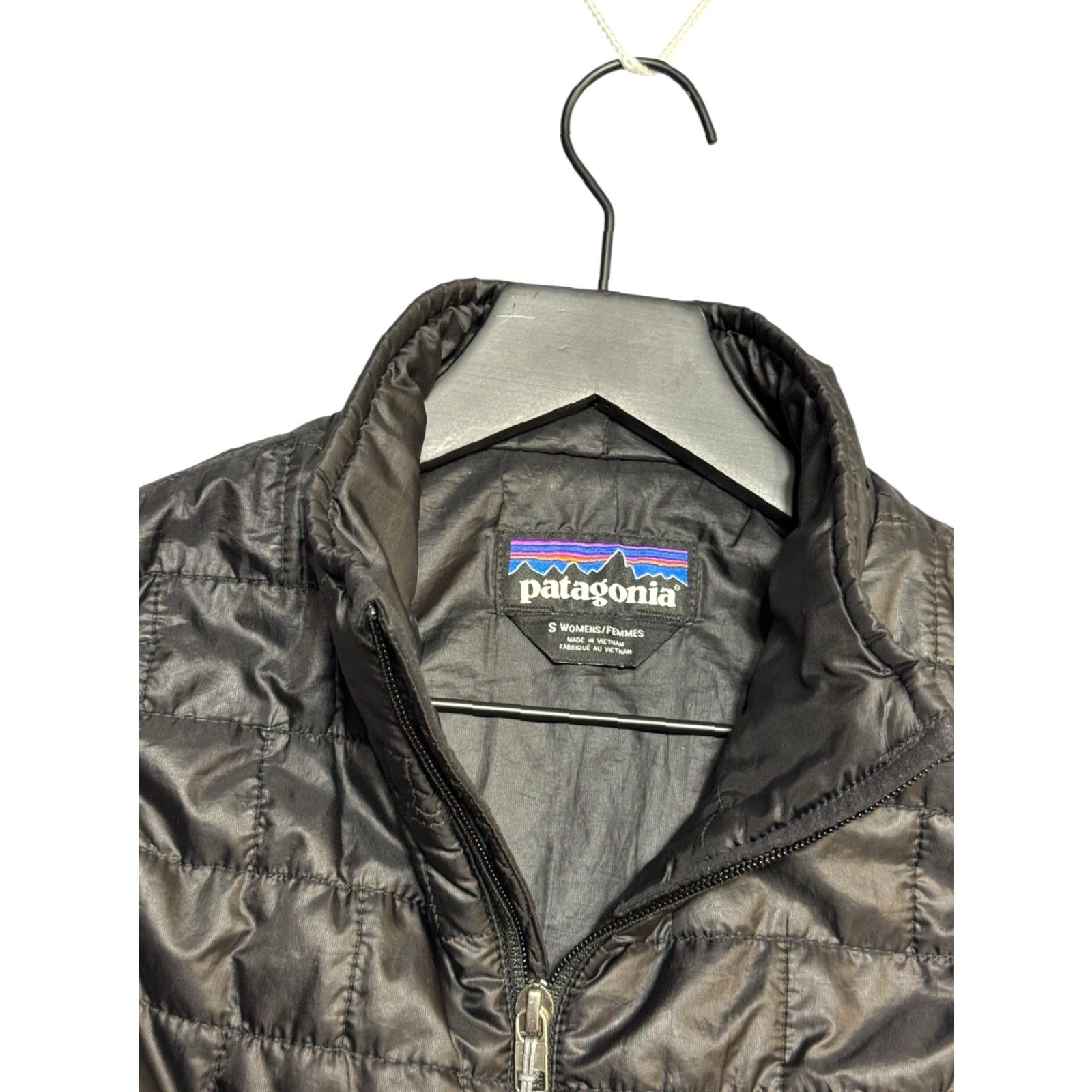 Patagonia Patagonia Nano Puff Vest Womens S Black Quilted Insulated Zip Pockets Lightweight Outdoor Fall Winter Regular Fit Size S / US 4 / IT 40 - 5 Thumbnail