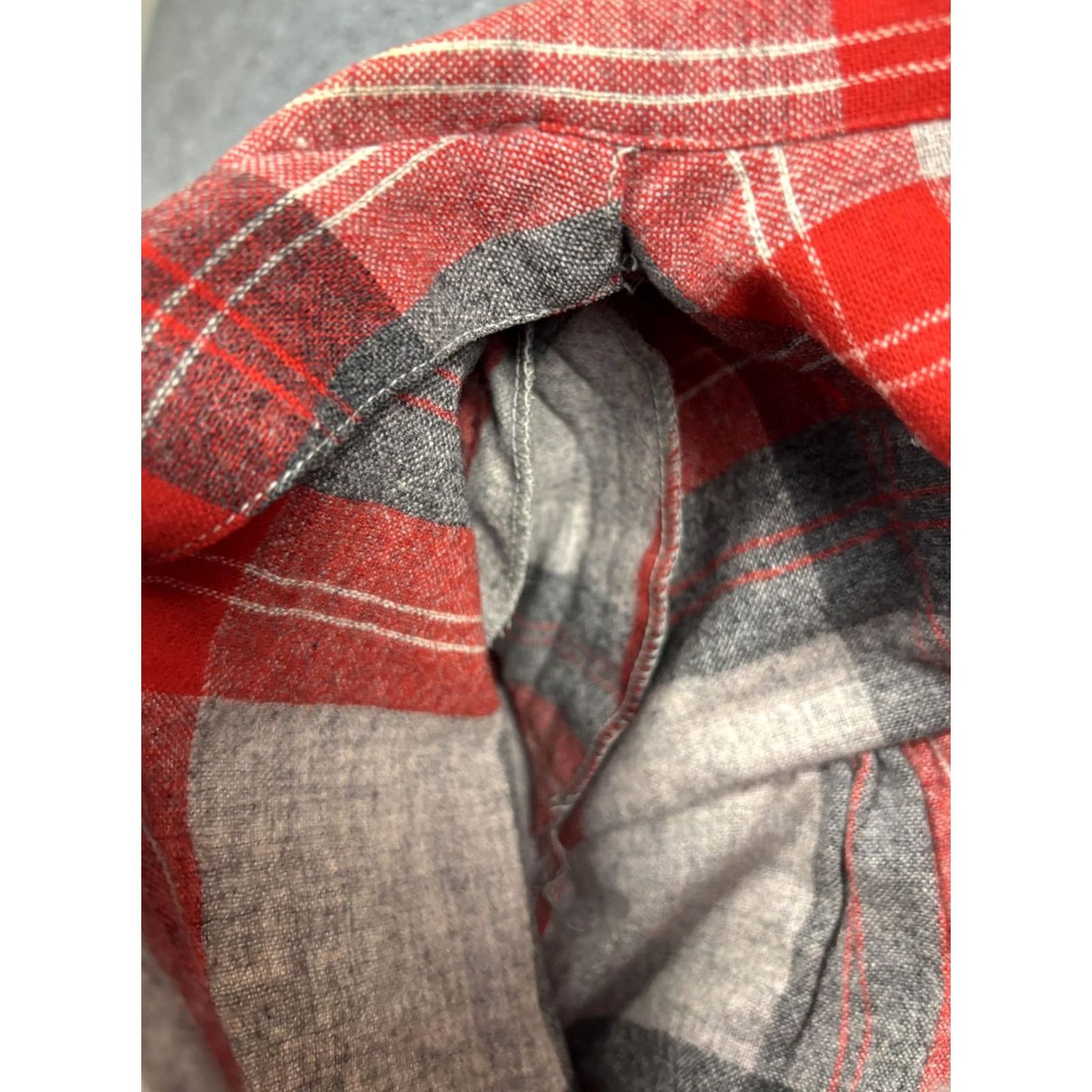 Pendleton VINTAGE Pendleton Jacket Womens Large Red Plaid Wool Flannel Short Button Front Size 36" / US 14 / IT 50 - 7 Thumbnail