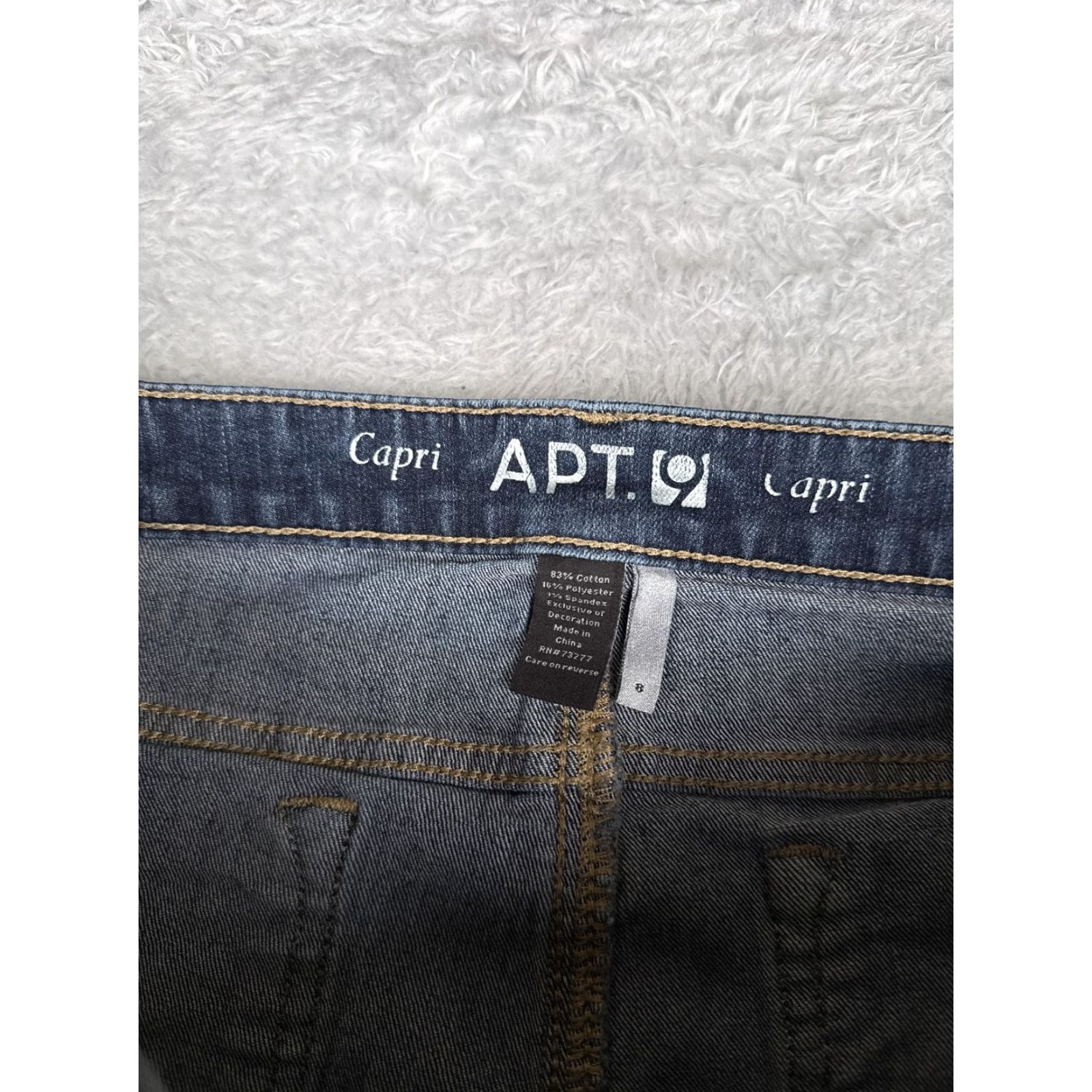Apt. 9 Apt. 9 Womens Capri Jeans 8 Mid Rise Stretch Denim Embroidered Studded Blue 31x26 Regular Pocket 5-Pocket Size 30" / US 8 / IT 44 - 6 Thumbnail