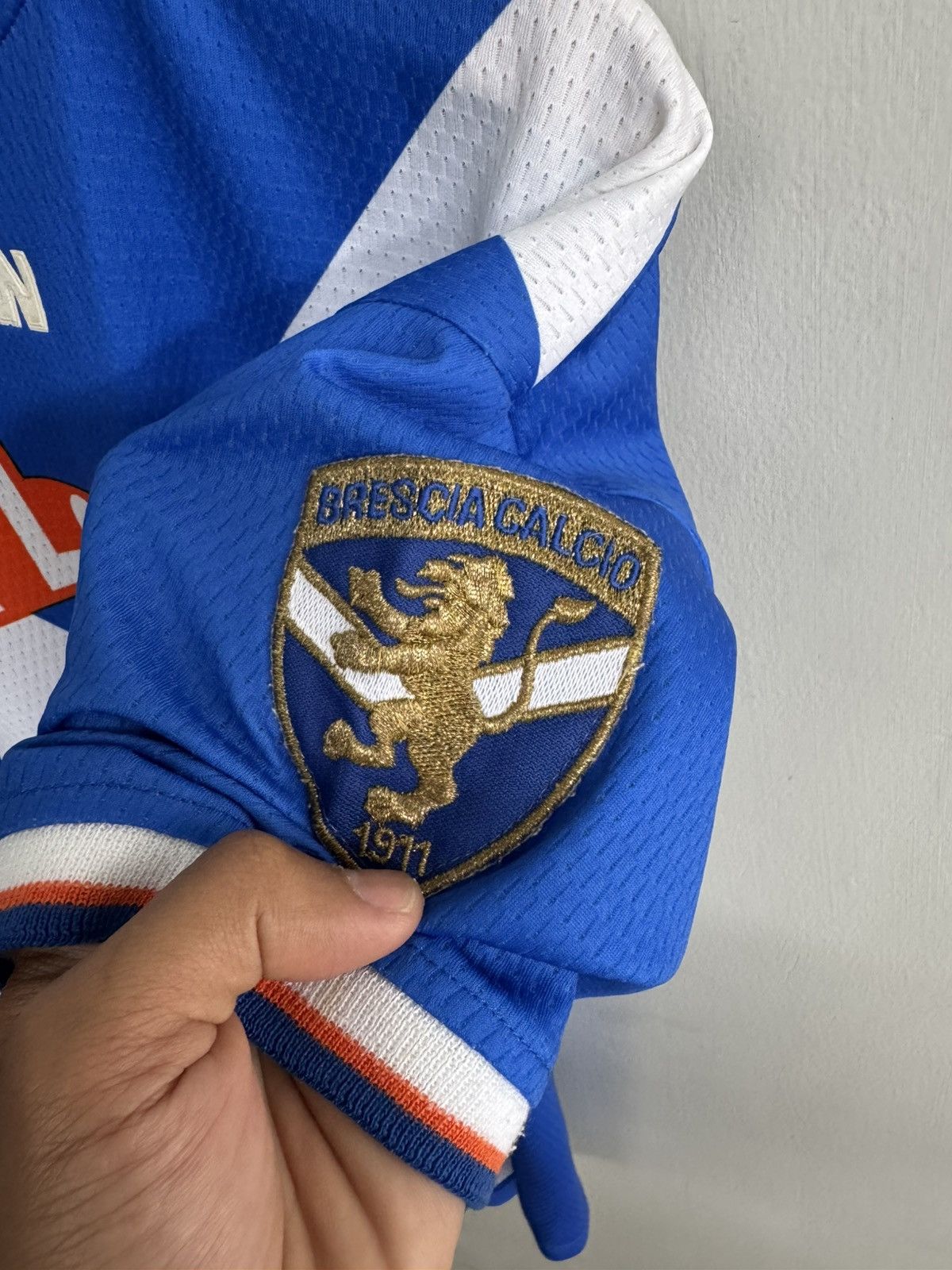 Sports Specialties BRESCIA CALCIO 2001-2002 GARMAN HOME JERSEY SHIRT Size US M / EU 48-50 / 2 - 4 Thumbnail
