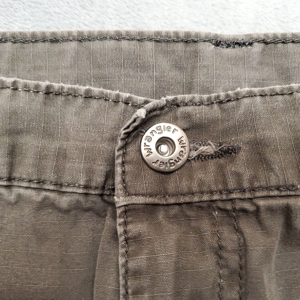 Wrangler VINTAGE Wrangler Pants Mens 38x30 Gray Cargo Flat Front Ripstop Cotton Hiking Casual Size US 38 / EU 54 - 5 Thumbnail