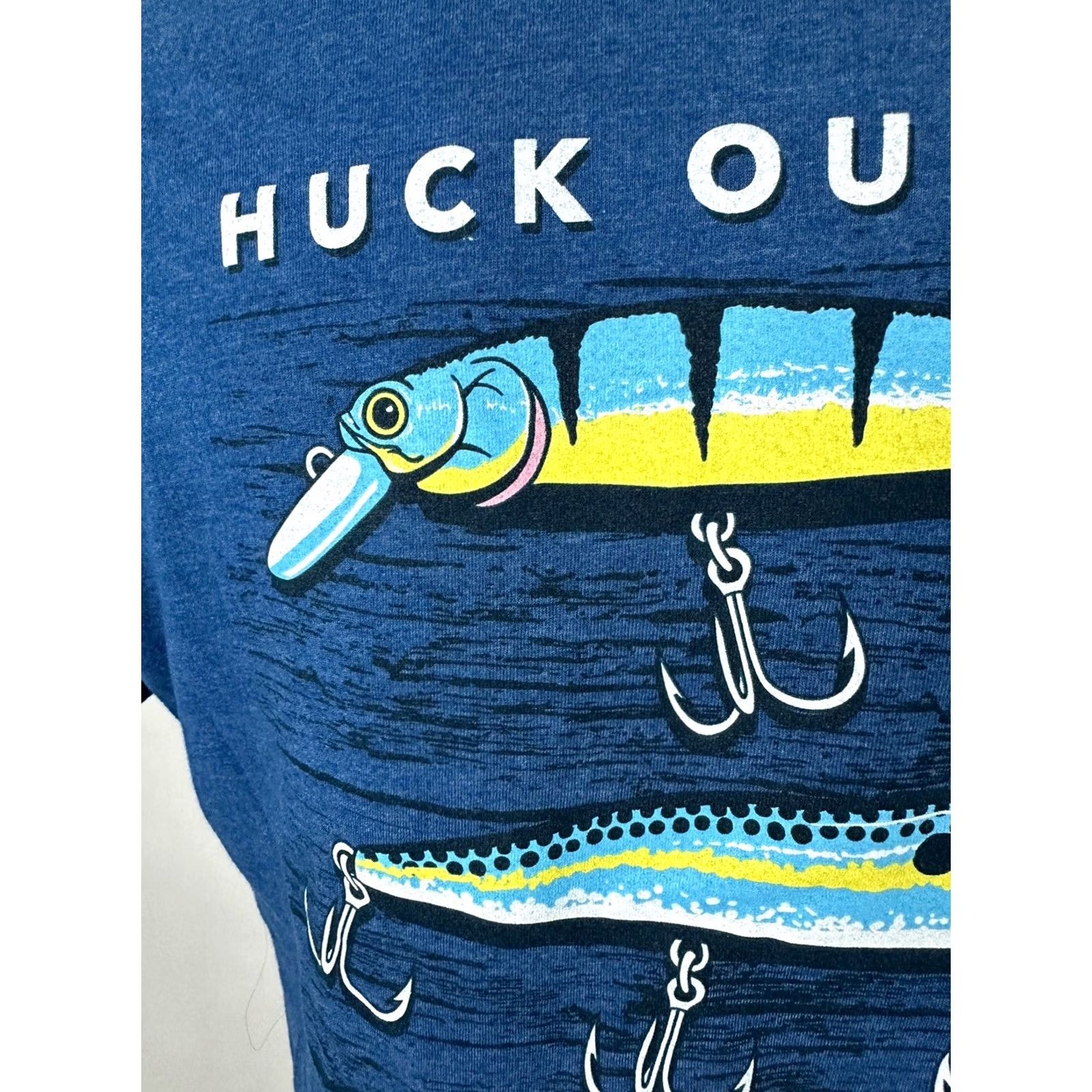 Vintage Huck Outdoors Shirt Large Heather Blue Fishing Lures Nature Freshwater Size US L / EU 52-54 / 3 - 7 Thumbnail