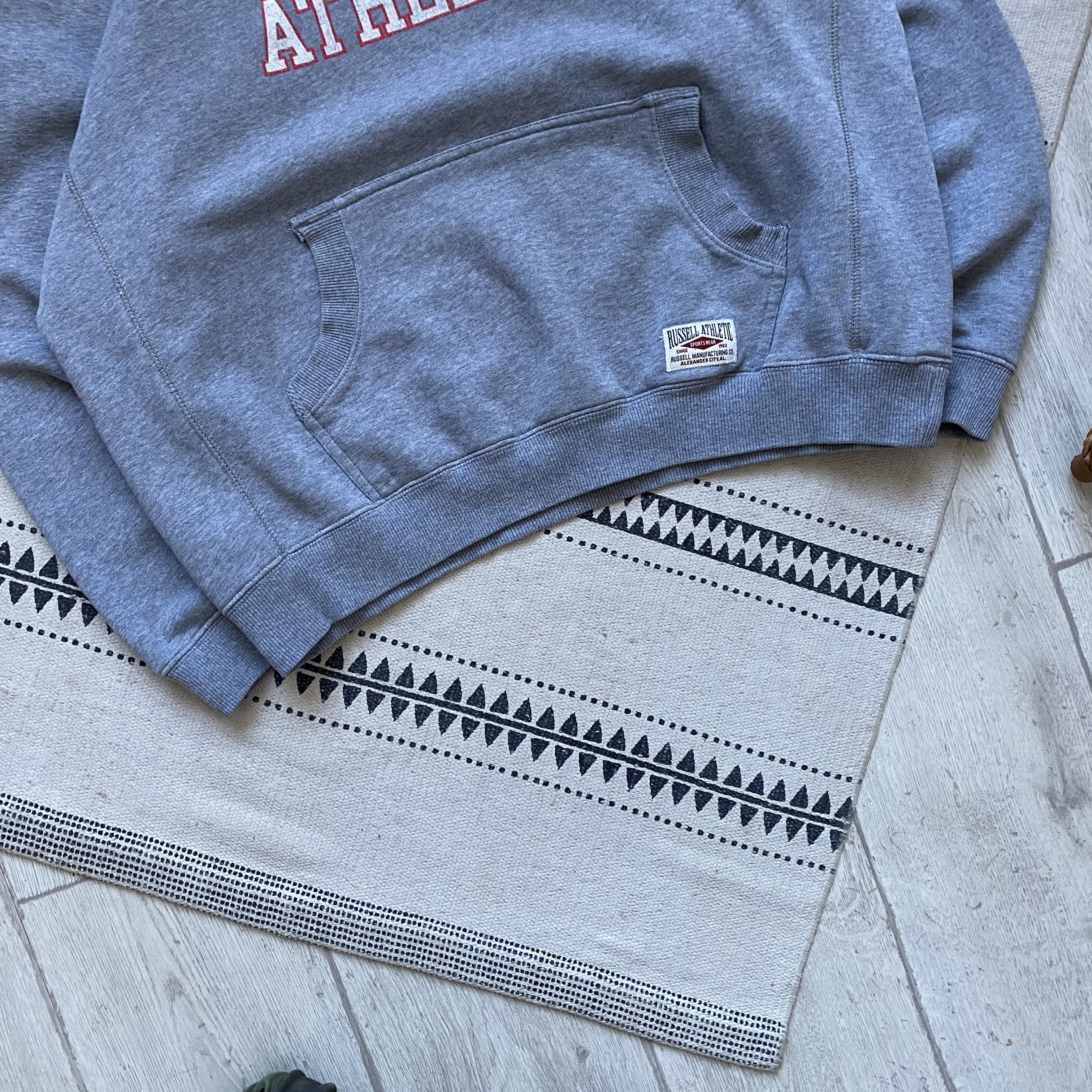 Russell Athletic 🐘Vintage 00s Russell Athletic boxy hoodie cropped Size US XL / EU 56 / 4 - 3 Thumbnail