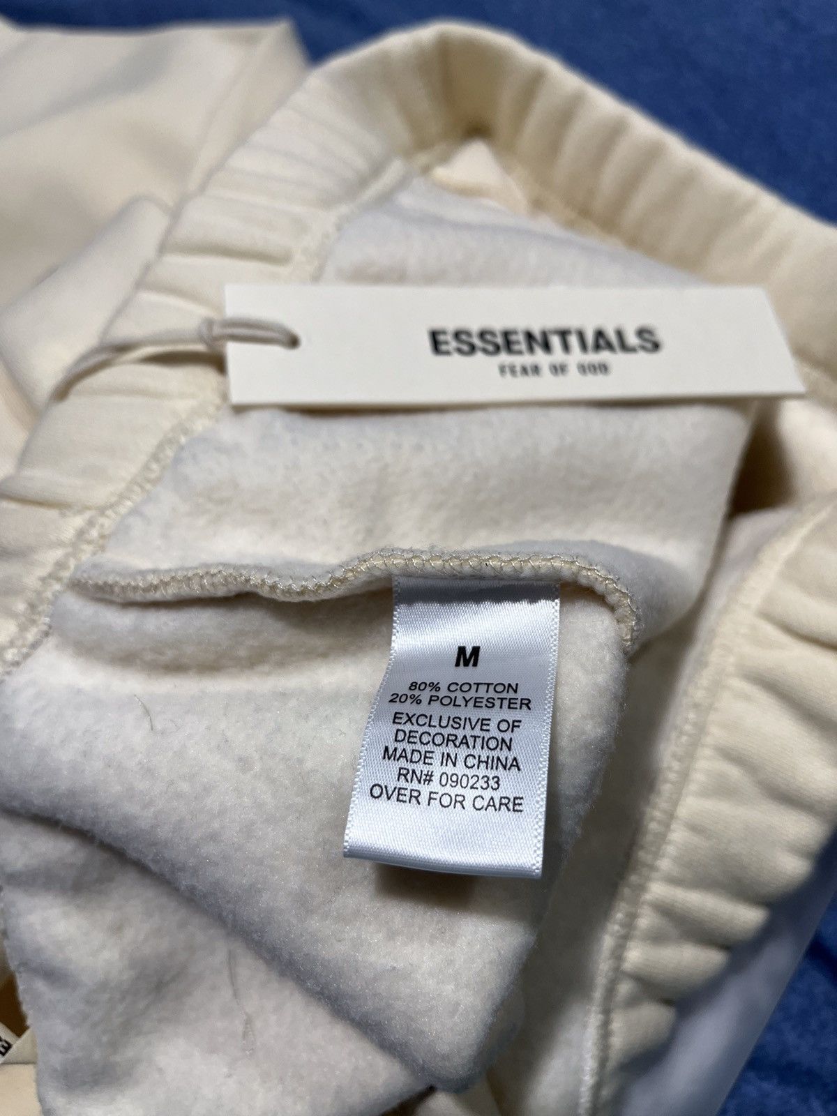 Essentials 2018 OG Fear Of God Essentials Cream Sweatpants Size US 34 / EU 50 - 13 Thumbnail