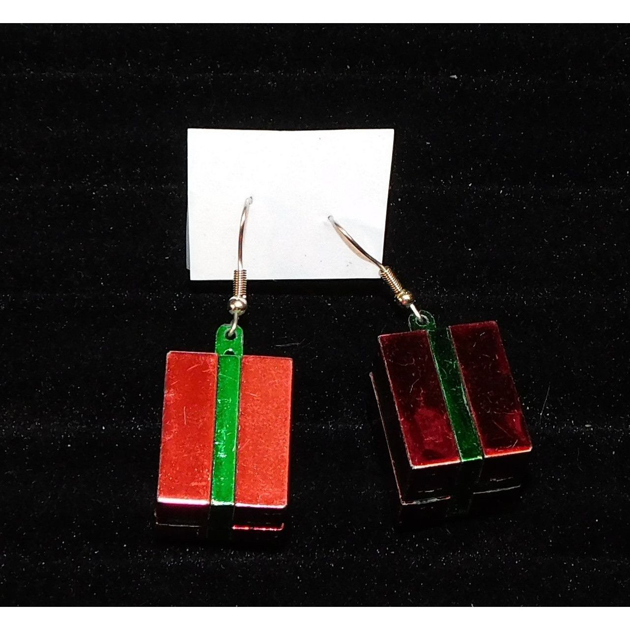 Other Red And Green Christmas Present Metallic Dangle Earrings Size ONE SIZE - 4 Thumbnail