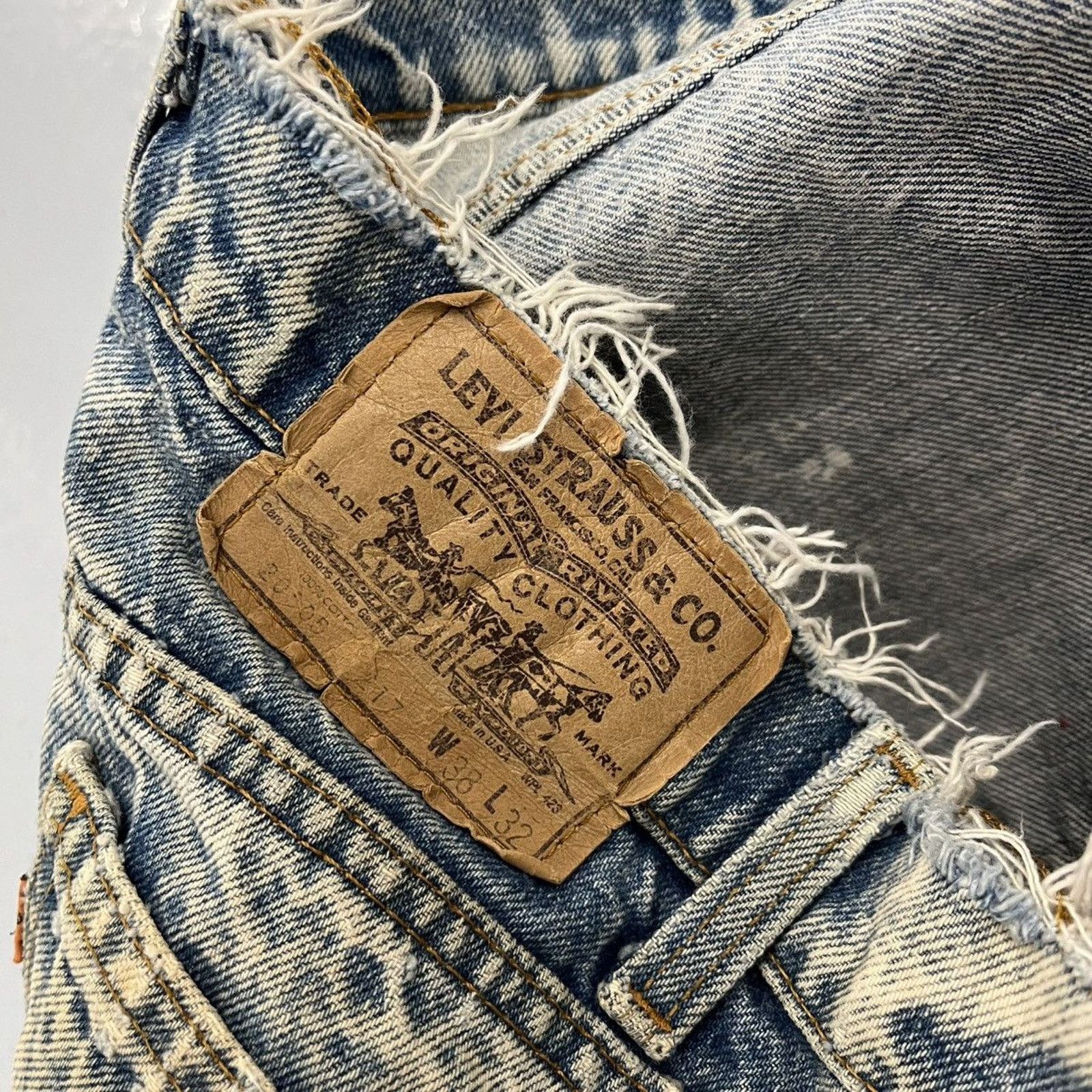 Levi's Vintage 80s Levi's 505 Regular Fit Distressed Jeans 36x32 Size US 36 / EU 52 - 5 Thumbnail