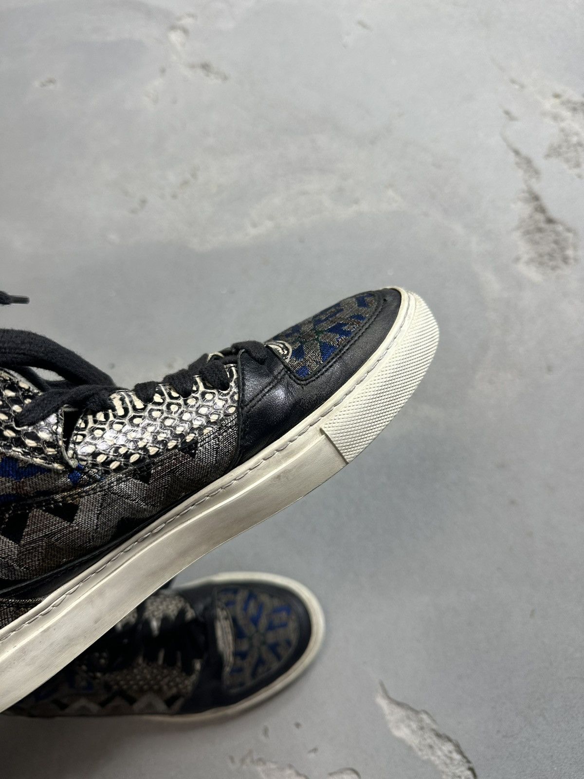 Dries Van Noten Dries Van Noten Canvas Printed Sneakers Size US 5.5 / EU 38 - 7 Thumbnail