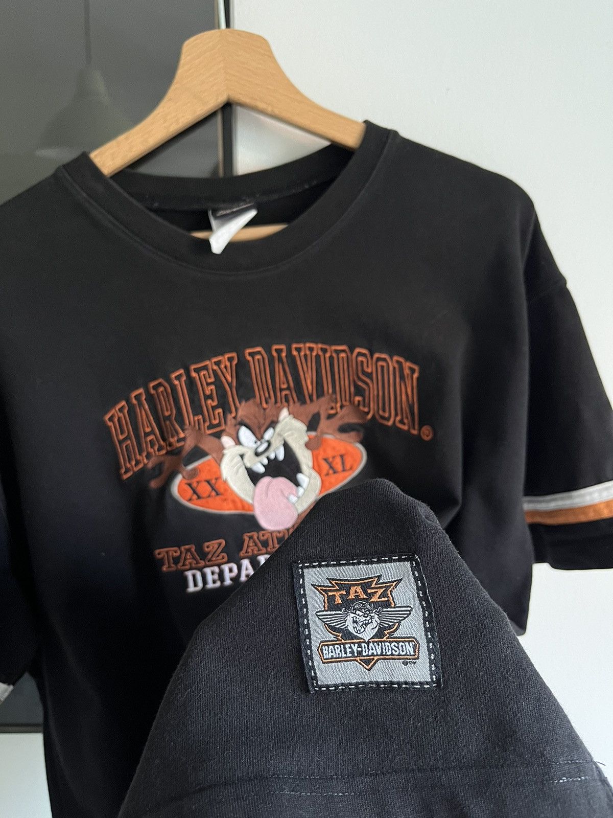 Harley Davidson × Vintage × Warner Bros Vintage Harley Davidson Warner Bros Taz Cartoon Tee Y2K Size US M / EU 48-50 / 2 - 3 Thumbnail