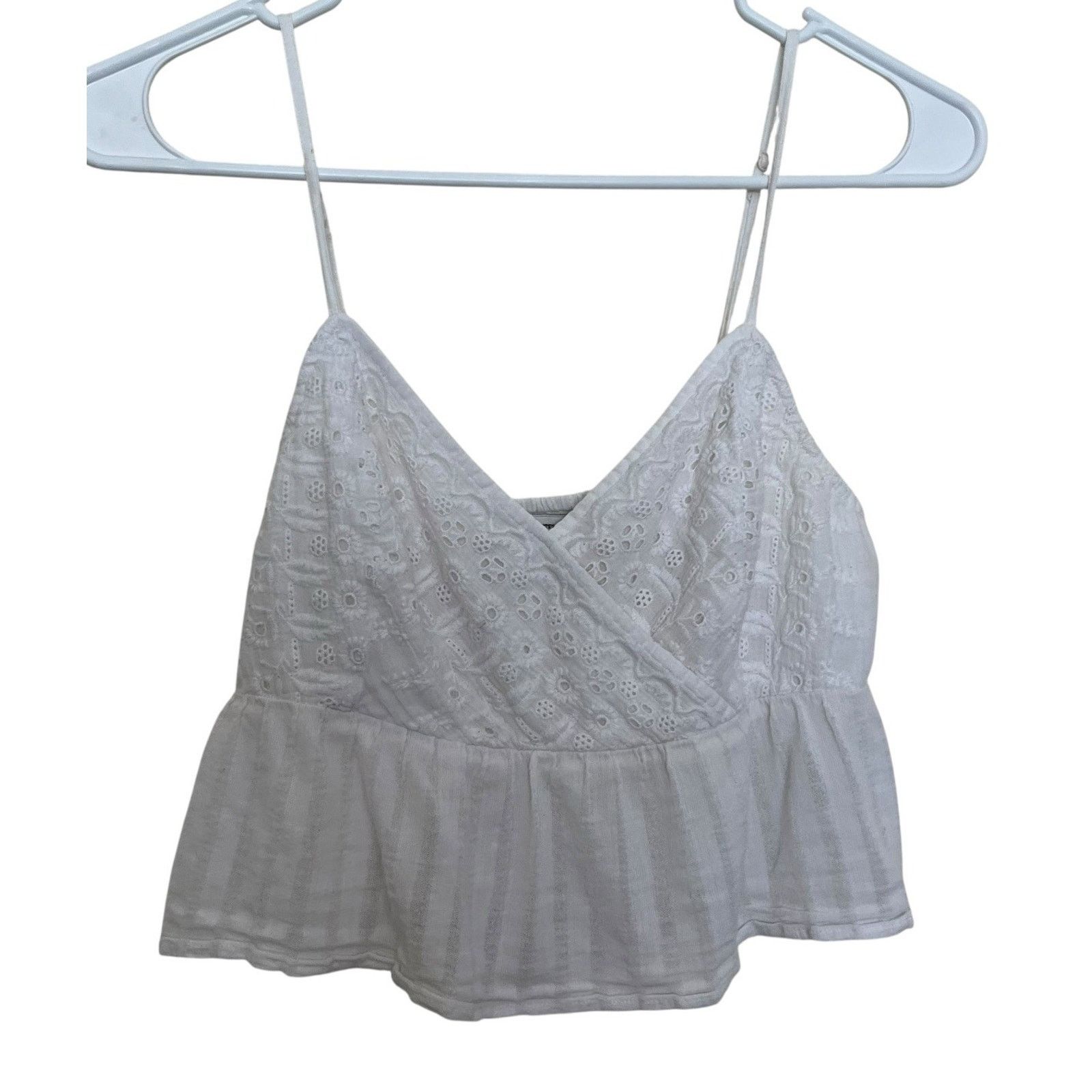 American Eagle Outfitters American Eagle | White Cropped Eyelet Peplum Babydoll Top Size S / US 4 / IT 40 - 1 Thumbnail