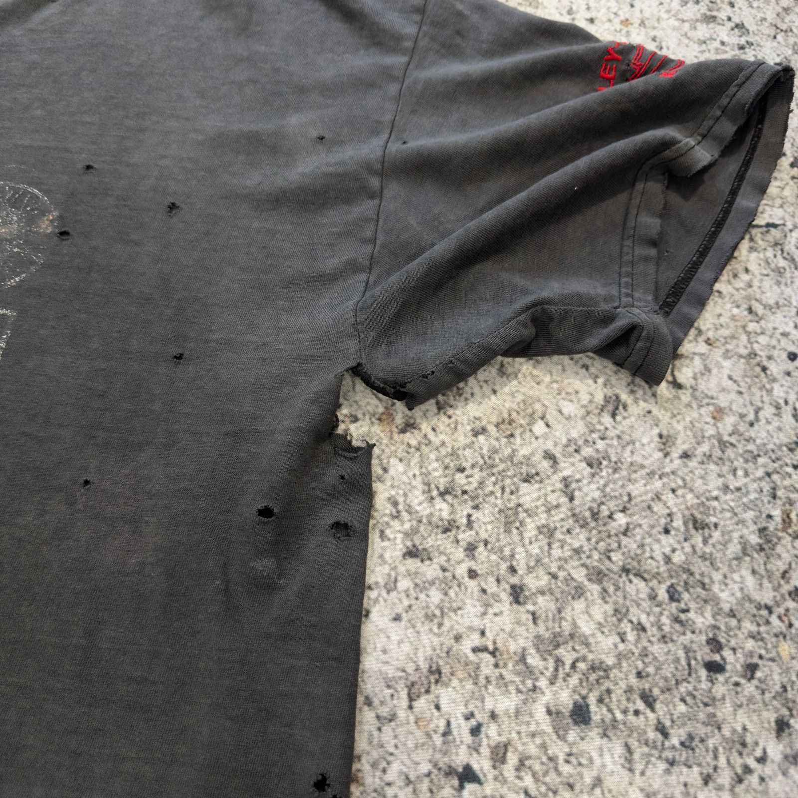 Harley Davidson Harley Davidson Thrashed Distressed Tee ERD Grunge Biker Size US XL / EU 56 / 4 - 10 Thumbnail