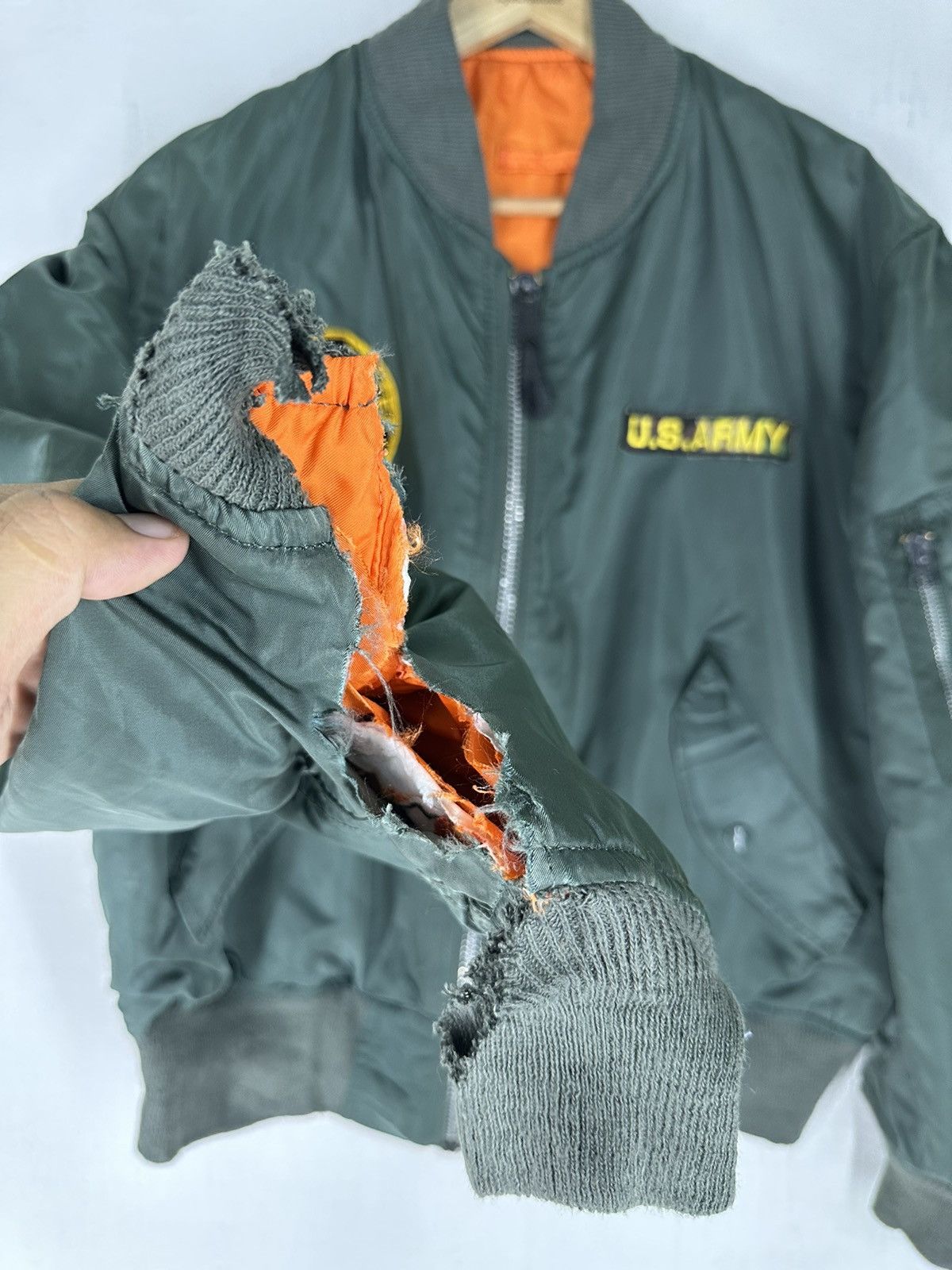 Alpha Industries Vintage Alpha Industries Embroidered Bomber Jacket Size US M / EU 48-50 / 2 - 8 Thumbnail