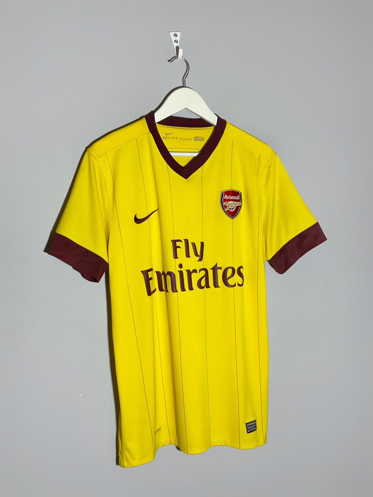 Nike Arsenal FC Nike 2012/13 Third Y2k Streetwear Football Shirt Size US M / EU 48-50 / 2 - 2 Thumbnail