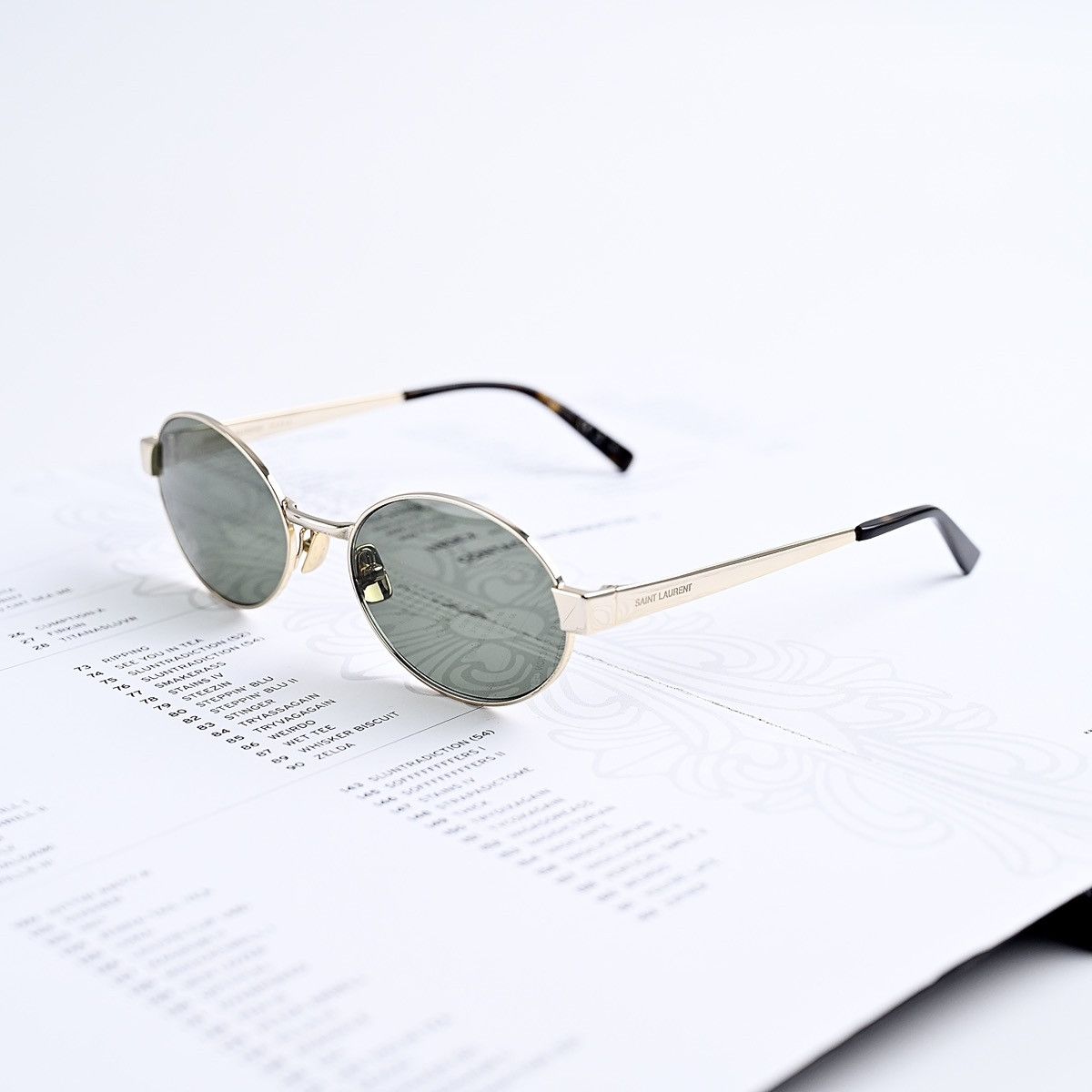 Yves Saint Laurent SAINT LAURENT SL 692 SUNGLASSES Size ONE SIZE - 1 Thumbnail