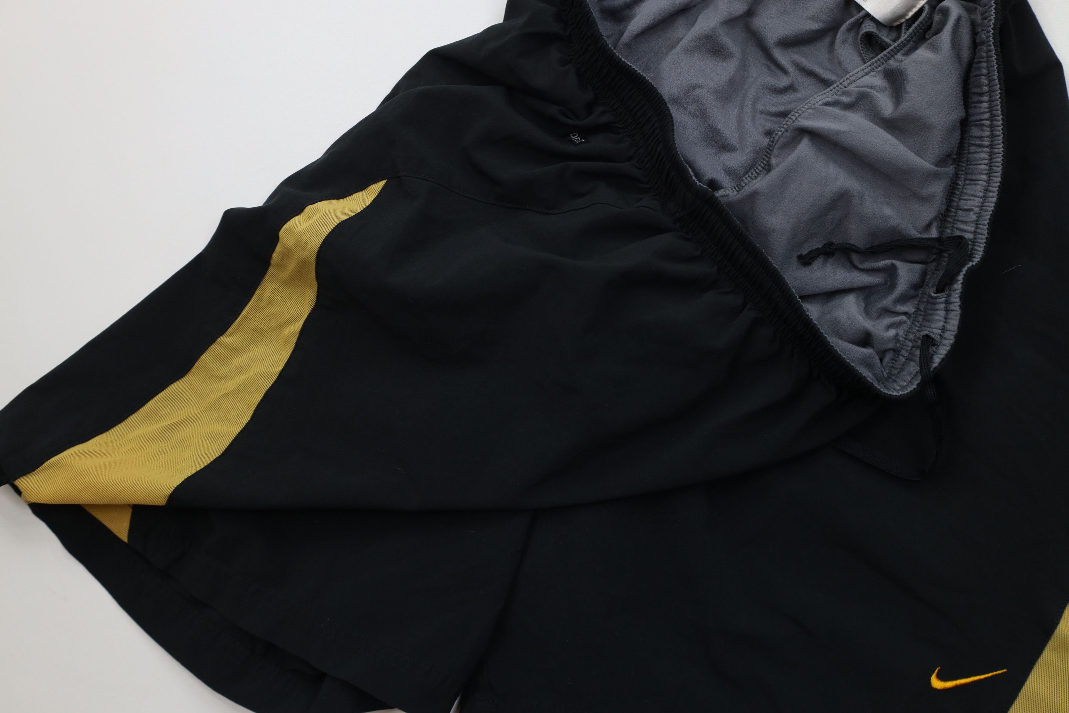 Nike Vintage Nike Travis Scott Mini Swoosh Lined Running Shorts Size US 34 / EU 50 - 6 Thumbnail