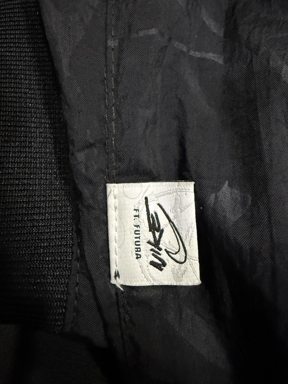 Futura nike futura win breaker Size US XXL / EU 58 / 5 - 11 Thumbnail