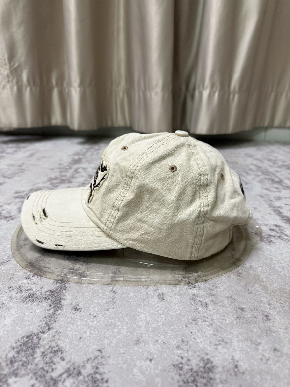 Von Dutch Vintage Von Dutch DistressedDesign CreamWhite Adjustable Cap Size ONE SIZE - 2 Thumbnail