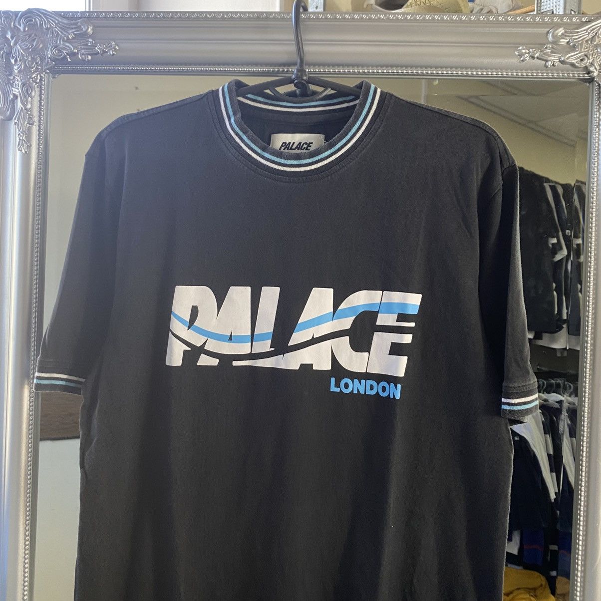 Palace Palace London T Shirt Size M Size US M / EU 48-50 / 2 - 2 Thumbnail