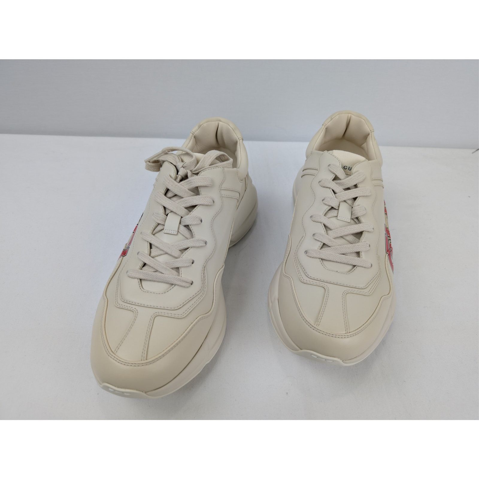 Gucci o1rshd1 Gucci logo print Rhyton leather sneakers in ivory Size US 10.5 / EU 43-44 - 7 Thumbnail