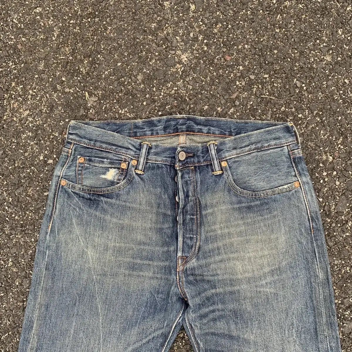 Levi's Levi’s 501 NICE FADING Jeans 32x32 Levis Denim Levi Pants Size US 32 / EU 48 - 2 Thumbnail