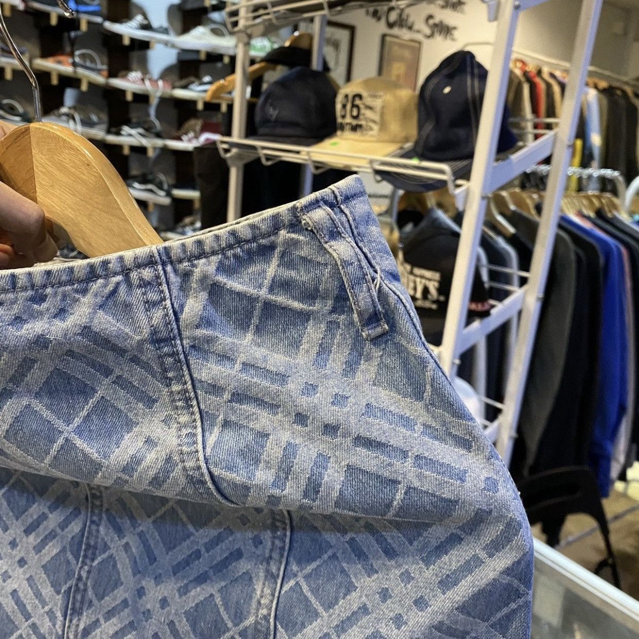 Burberry Burberry Blue Label Skirt Nova Check Denim Size 28" / US 6 / IT 42 - 6 Thumbnail