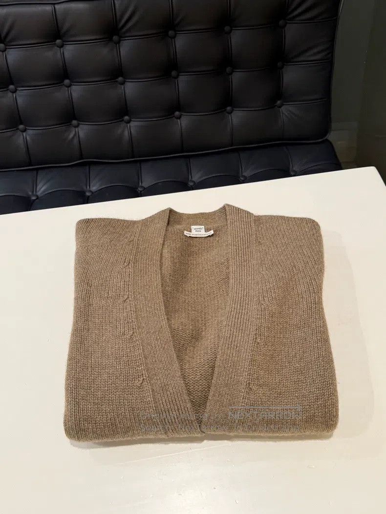 Hermes Hermes Cashmere Cardigan, Khaki, Cashmere, V-Neck, Silver Size XS / US 0-2 / IT 36-38 - 9 Thumbnail