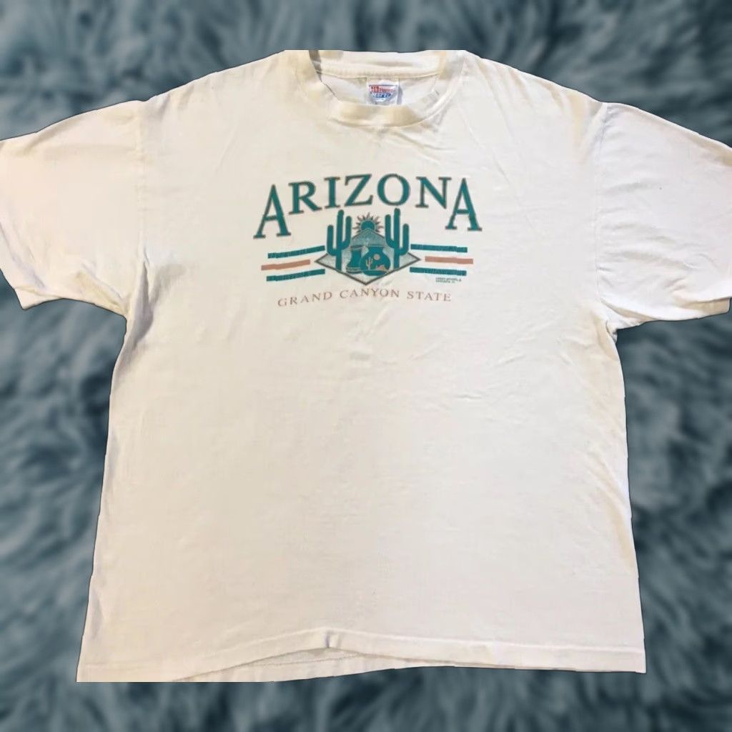 Vintage VINTAGE Arizona Cactus Shirt L White 90s Distressed Graphic Sun Palm Trees Grunge Western Casual Mens T-Shirt Size US L / EU 52-54 / 3 - 1 Thumbnail
