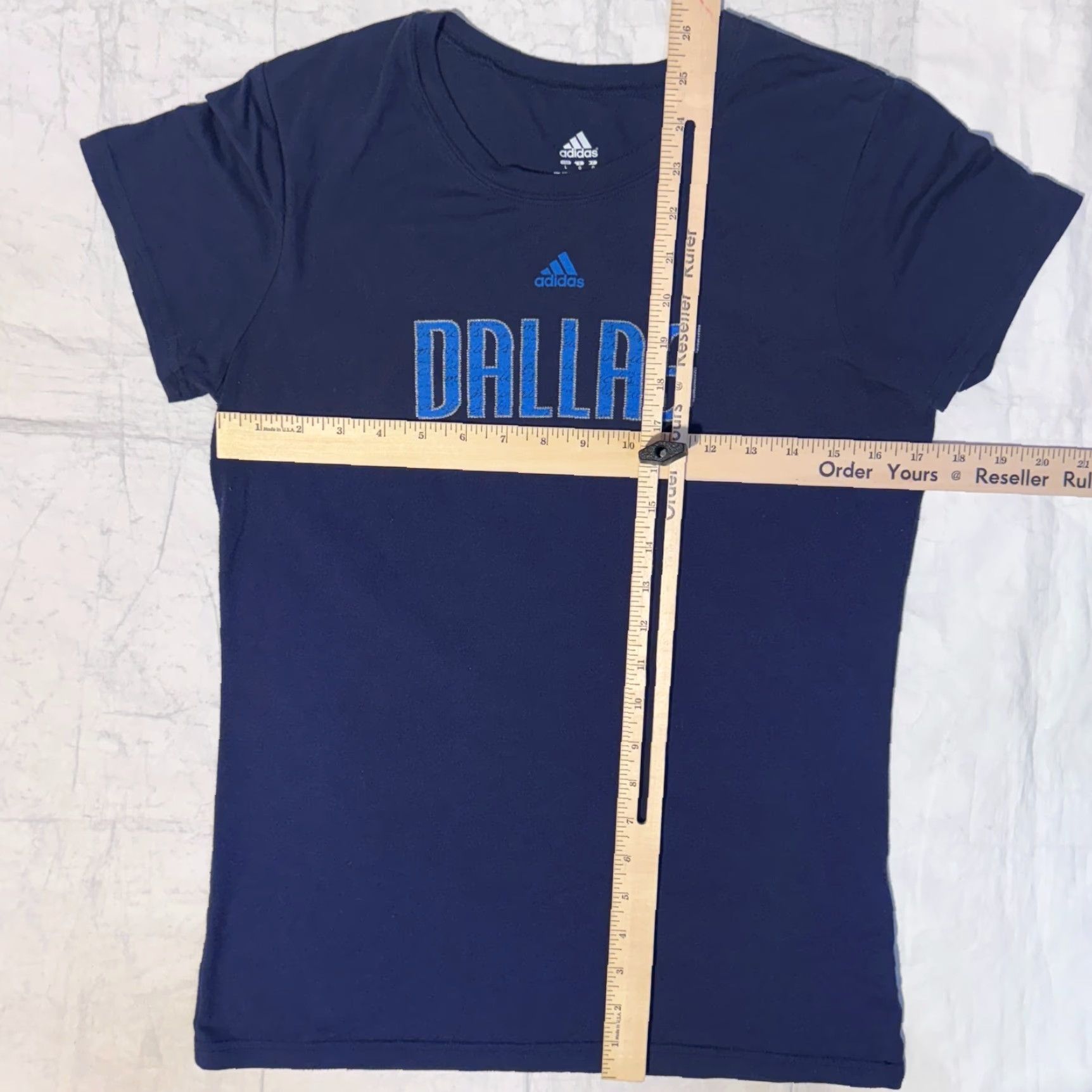Adidas Adidas Dallas Mavericks Logo Graphic Navy Blue Tshirt L Crew Neck Casual Short Sleeve Women Regular Cotton Blend Jersey Logo Shirt Size L / US 10 / IT 46 - 5 Thumbnail