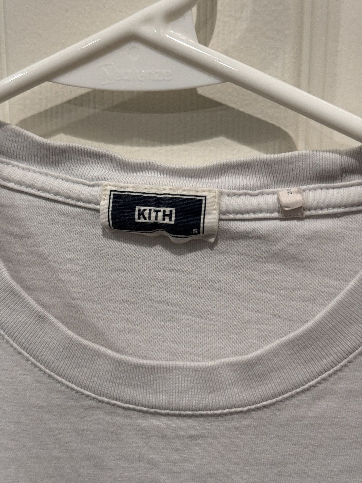Kith Kith Carpe Diem Small Box Logo Tee size S (fits M) Size US M / EU 48-50 / 2 - 6 Thumbnail