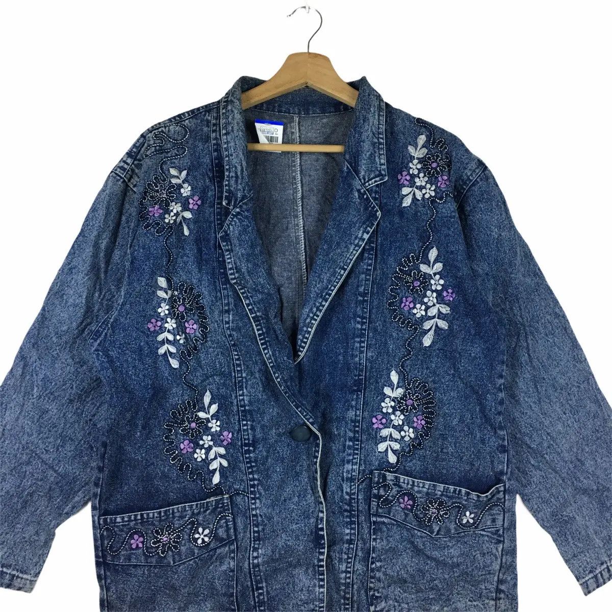 Japanese Brand × Vintage Vtg JAPAN DESIGNER Floral Embroidery Denim Jeans Jacket Size M / US 6-8 / IT 42-44 - 2 Thumbnail