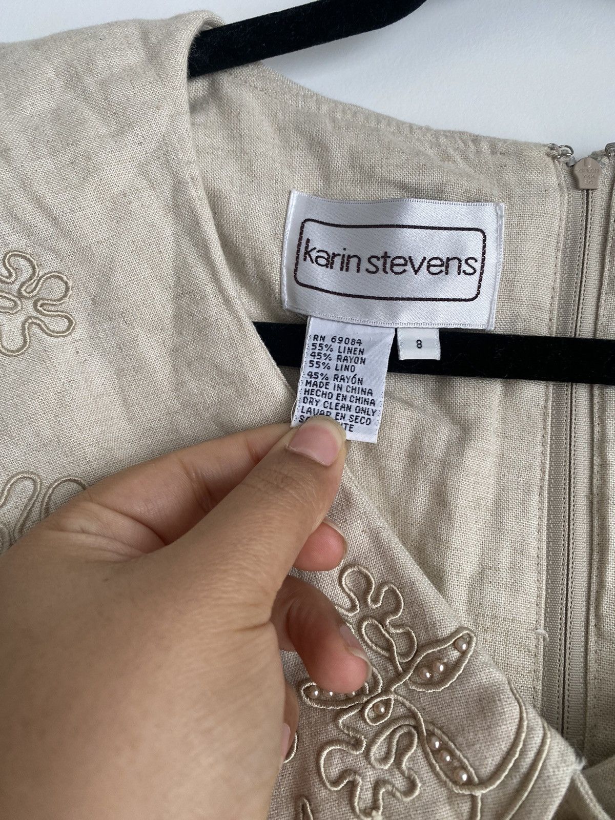 Other NWT Karin Stevens Women’s Dress Beige Dress Size 8 Size M / US 6-8 / IT 42-44 - 6 Thumbnail