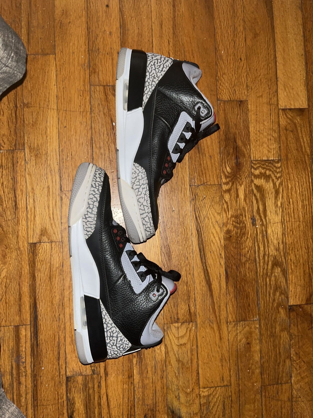 Jordan Brand AIR JORDAN 3 RETRO OG Size US 11 / EU 44 - 7 Thumbnail
