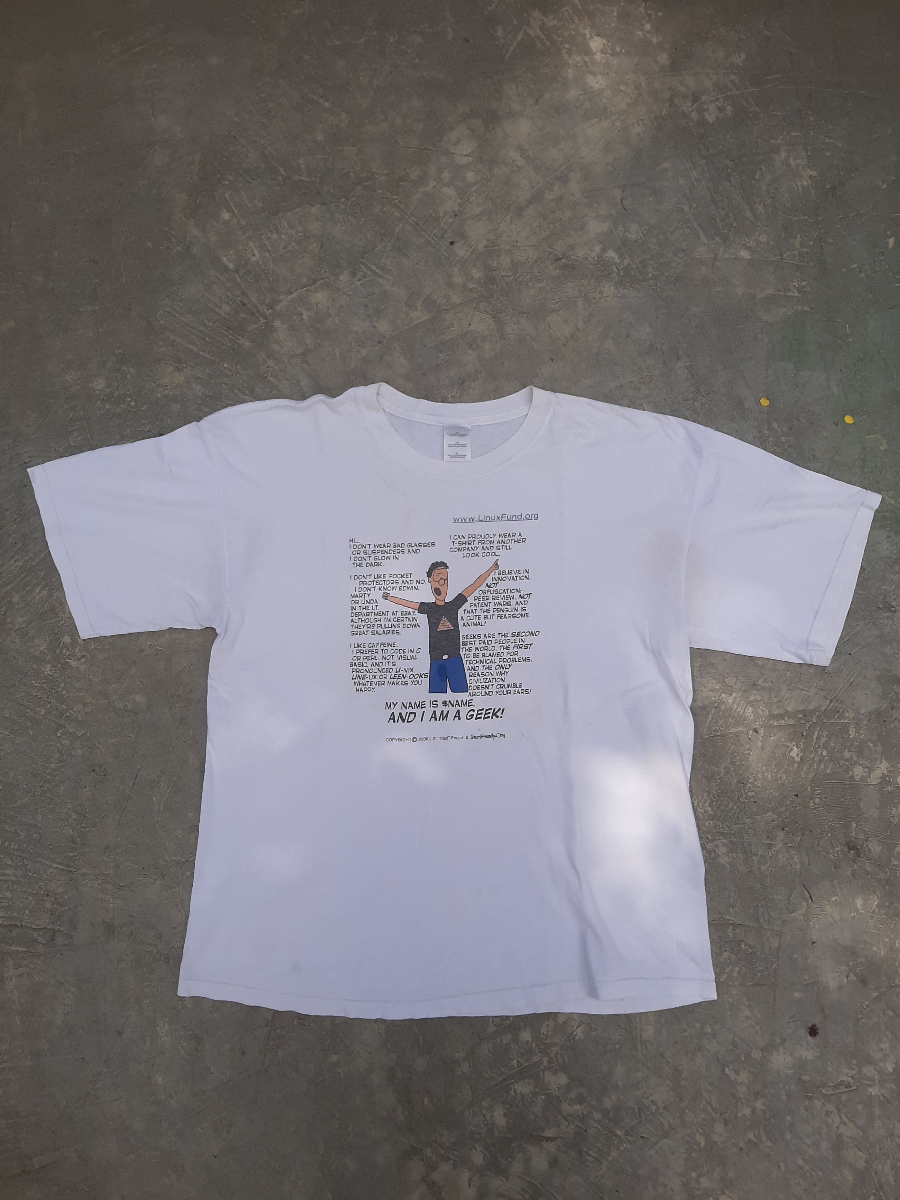 Cartoon Network × Vintage Vintage Linux Fund User Friendly by J.D. Illiad Frazer Tee Size US XL / EU 56 / 4 - 5 Thumbnail