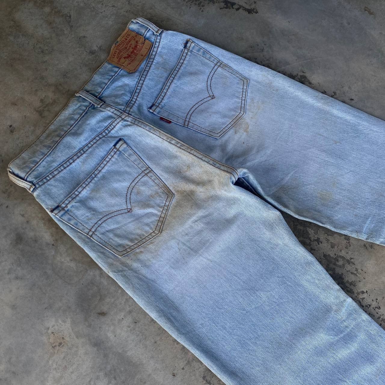 Levi's Vintage Clothing W28" VINTAGE LEVIS 503 YEAR 1989 LIGHTWASH DIRTY GRUNGE JEAN Size US 28 / EU 44 - 15 Thumbnail