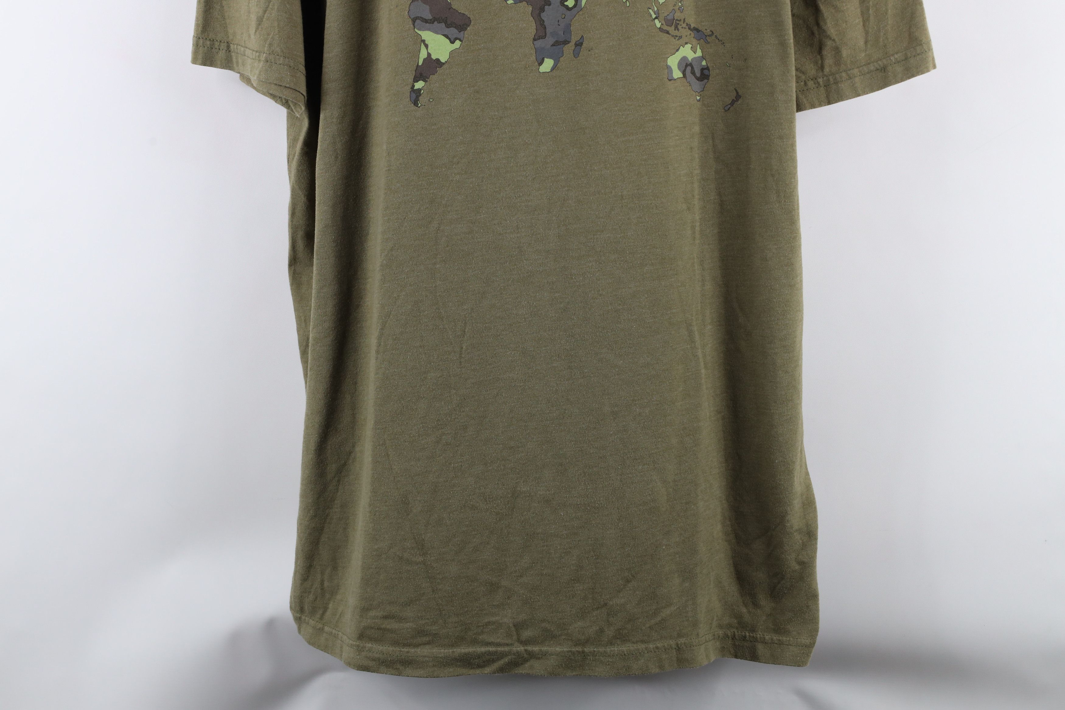 Vintage Kuiu Spell Out Ultralight Hunting Short Sleeve T-Shirt Green Size US XXL / EU 58 / 5 - 3 Thumbnail